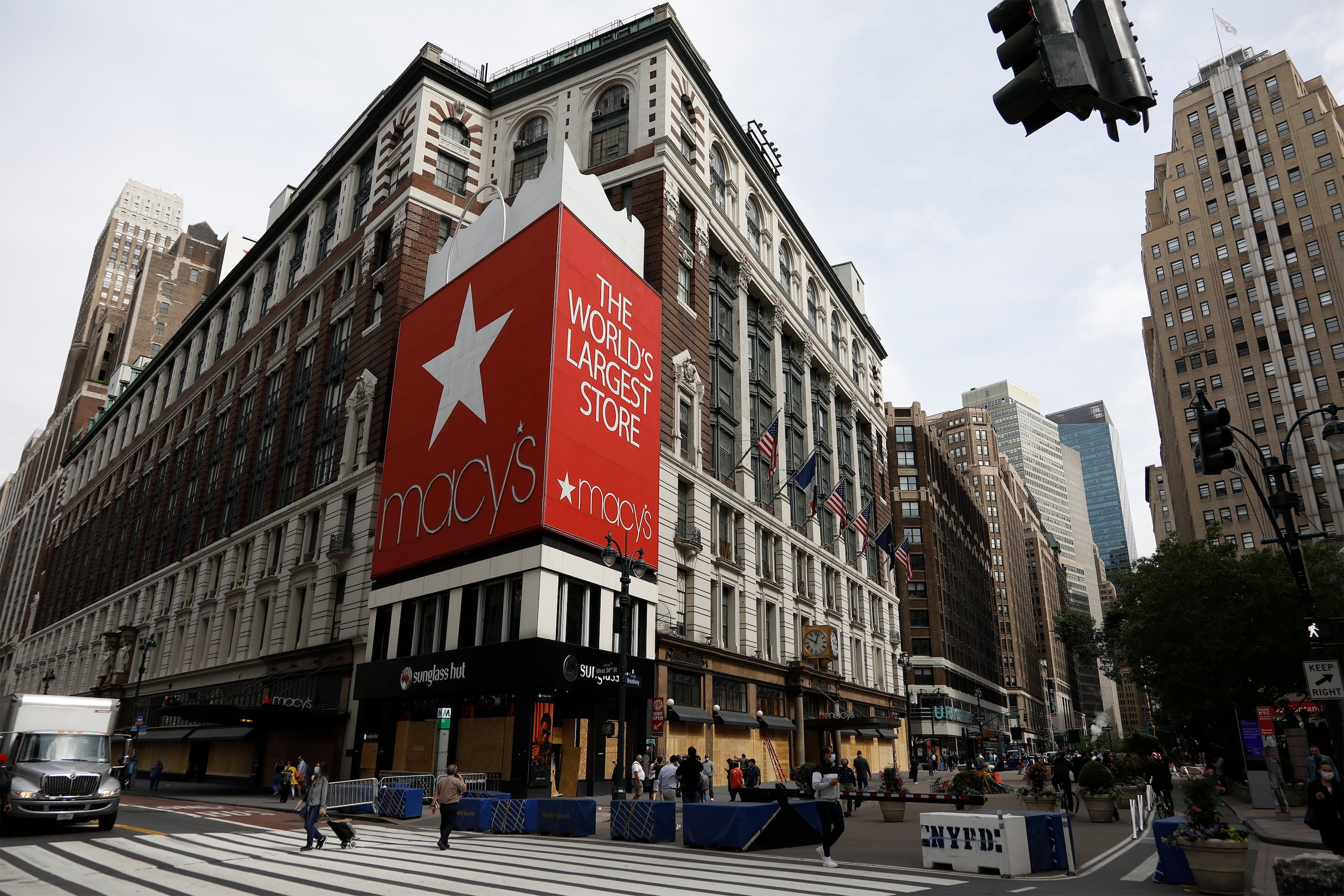 Ocurrió frente a la tienda Macys.