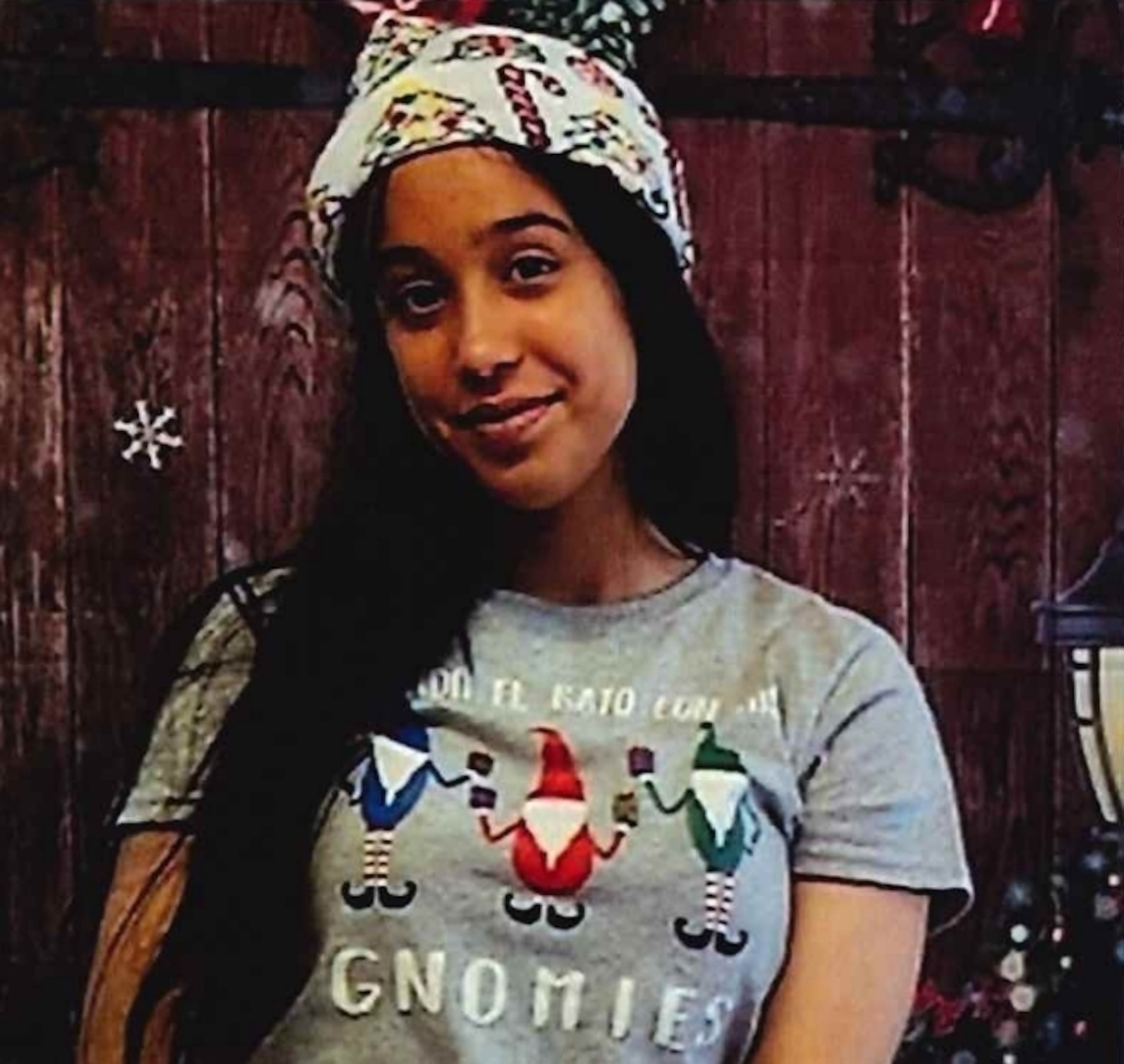 De tener información sobre el paradero de Michelle Marie Cruz, puede comunicarse al 787-343-2020, o a la División de Personas Desaparecidas del CIC de Caguas, a los teléfonos 787-744-0322, o al 787-744-7252.