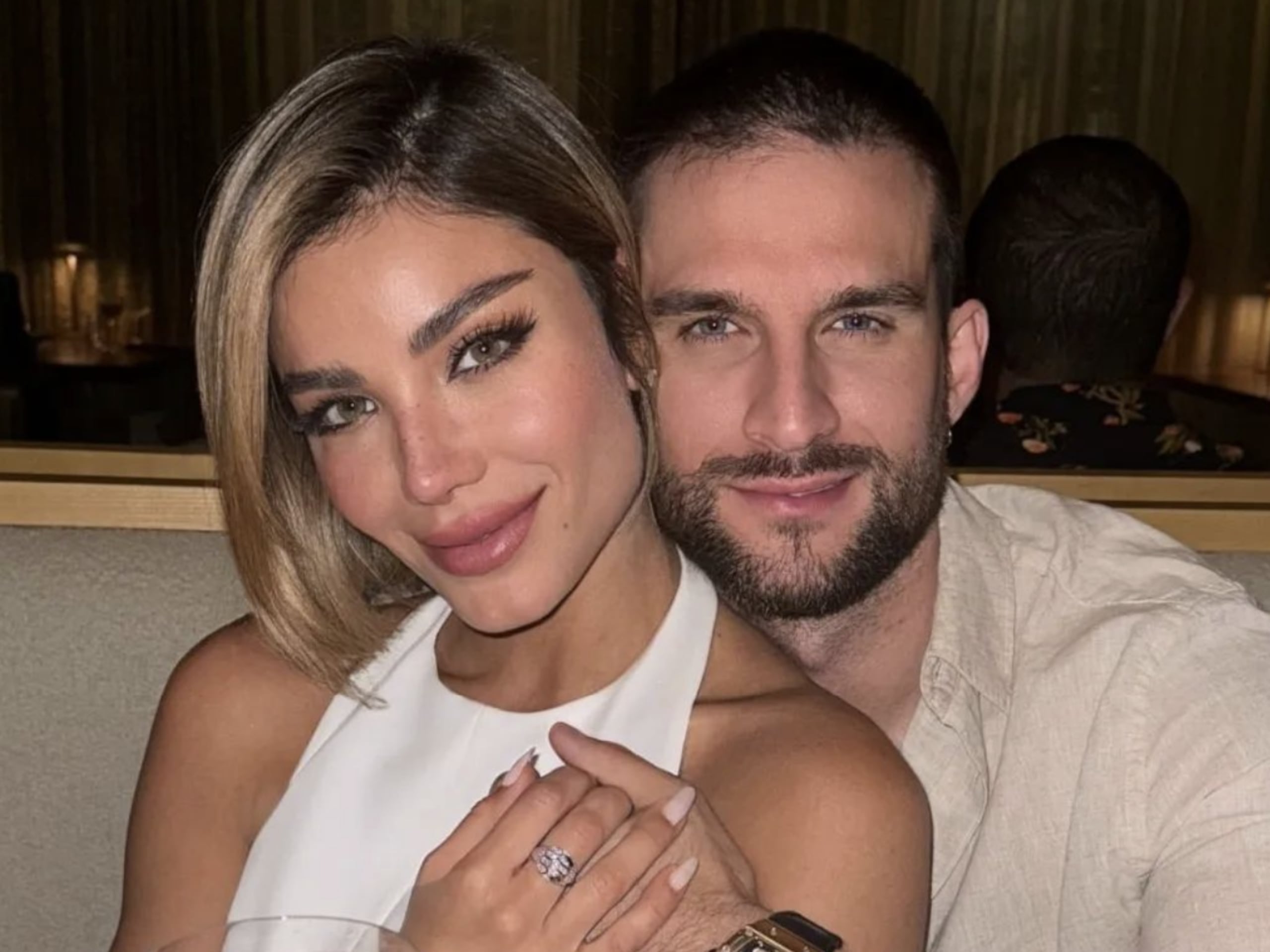 En pleno romance. Así se encuentran Aleska y Clovis al formalizar su relación sentimental. (Instagram)