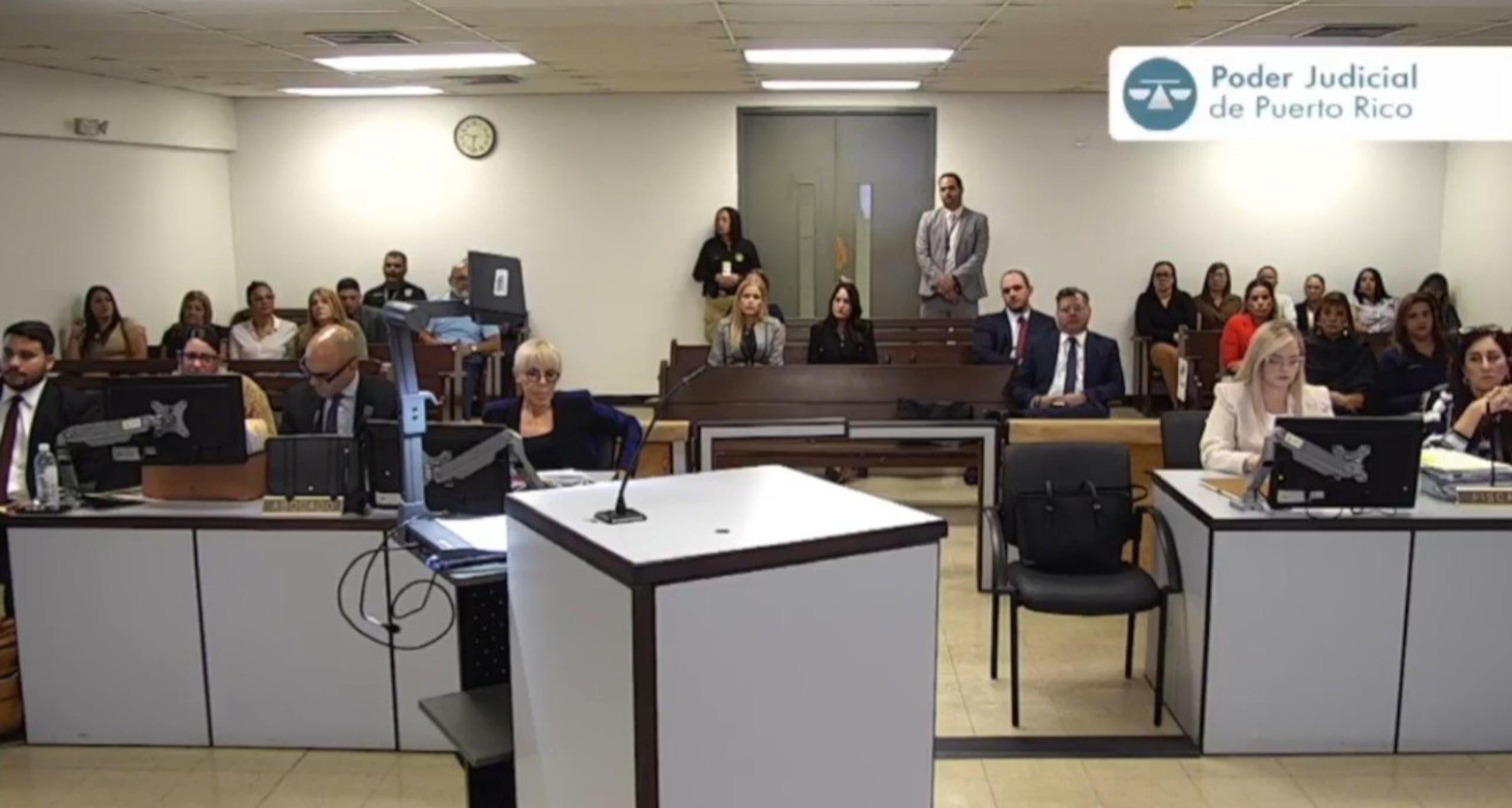 Inicio de juicio por jurado contra Elvia Rivera Cabrera, por el asesinato de Gabriela Nicole Pratts, en Aibonito, ante el juez Luis S. Barreto Altieri.