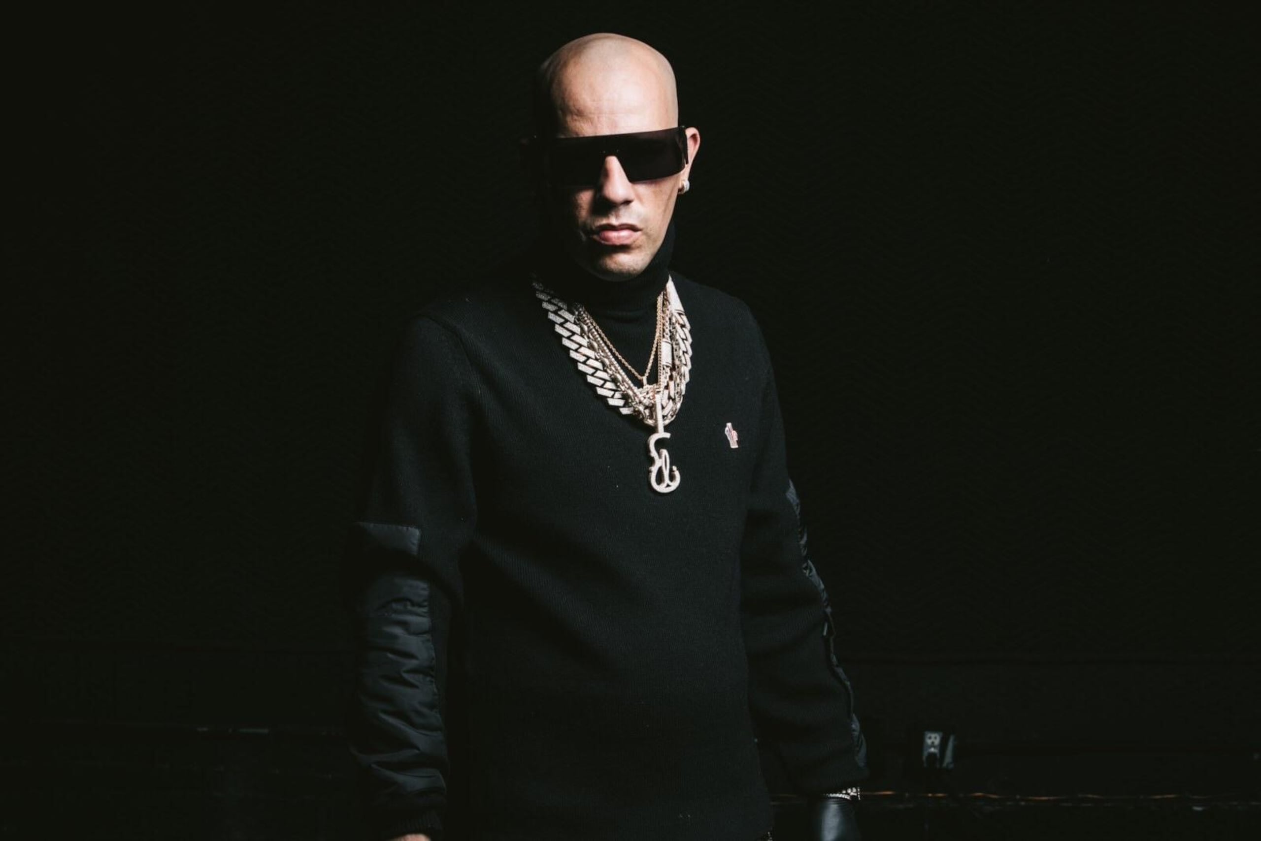 Kendo Kaponi, intérprete de música urbana.