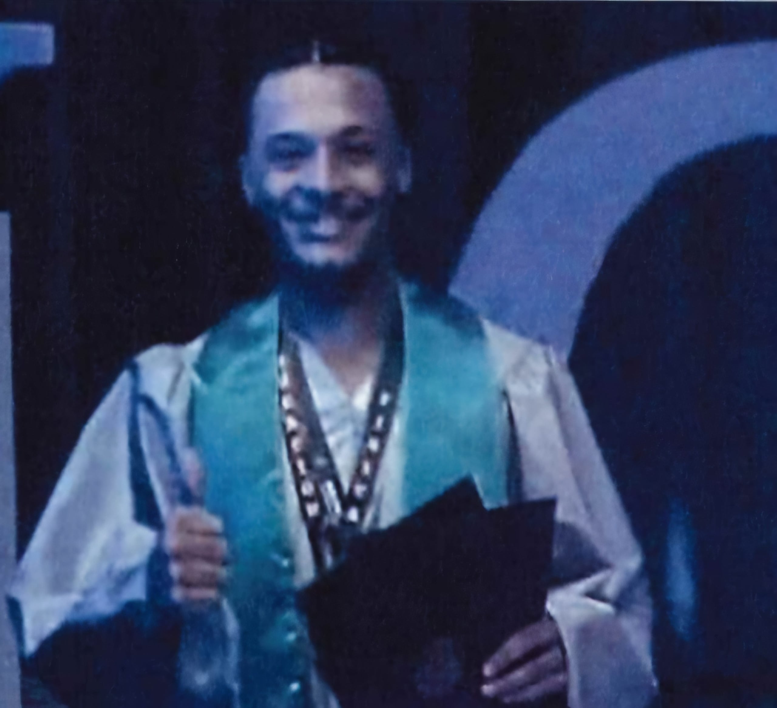 De tener información sobre el paradero de Ibrahim Janiel Álvarez Ortiz, puede comunicarse al 787-343-2020, al (787)793-1234 extensiones 2463 o 2464, o al CIC de Guayama, al 787-866-2020 extensiones 1454 o1459.