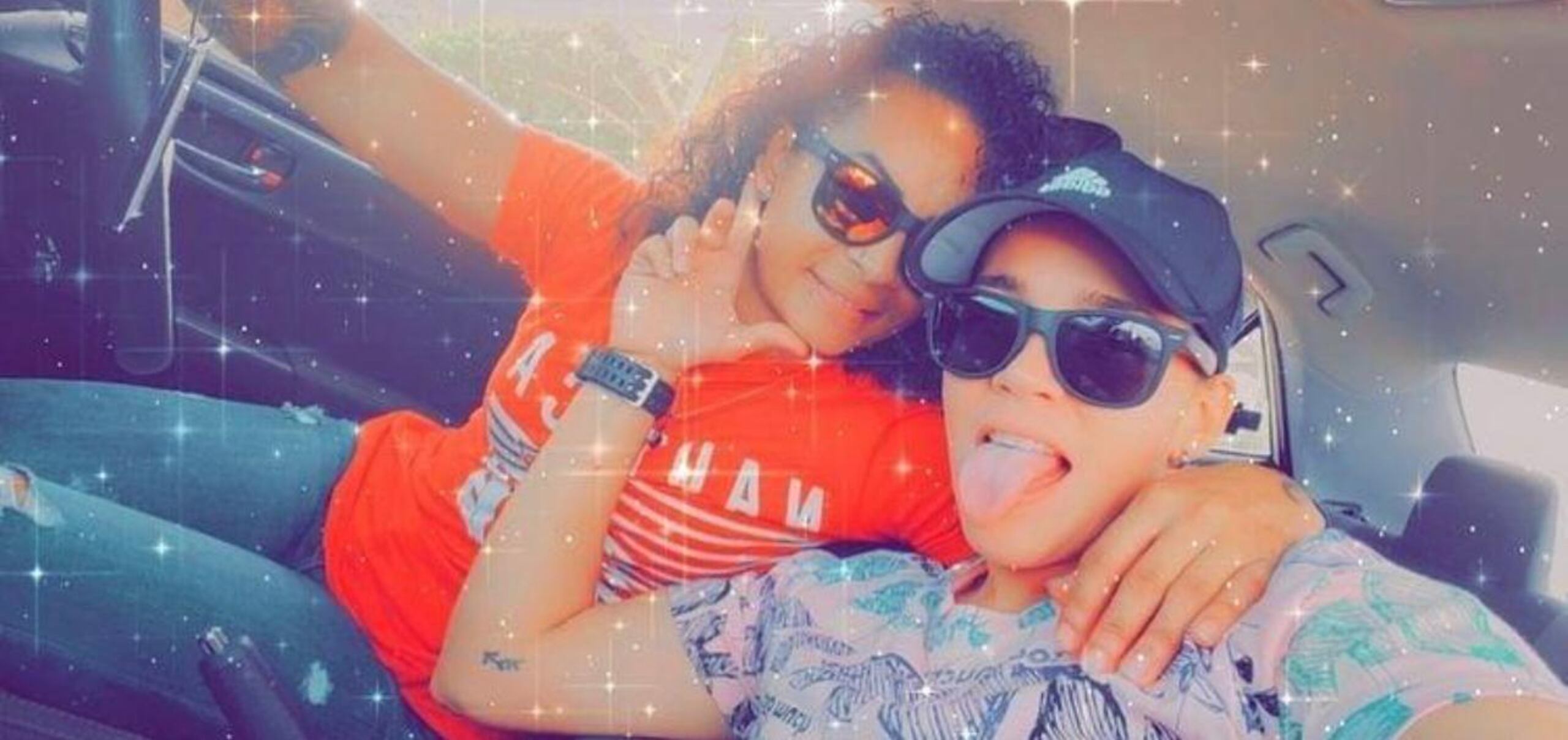 Foto de Amneris Manzano Díaz con su pareja Nitza Marie Valderrama a quien confesó que le disparó en el rostro durante una discusión.