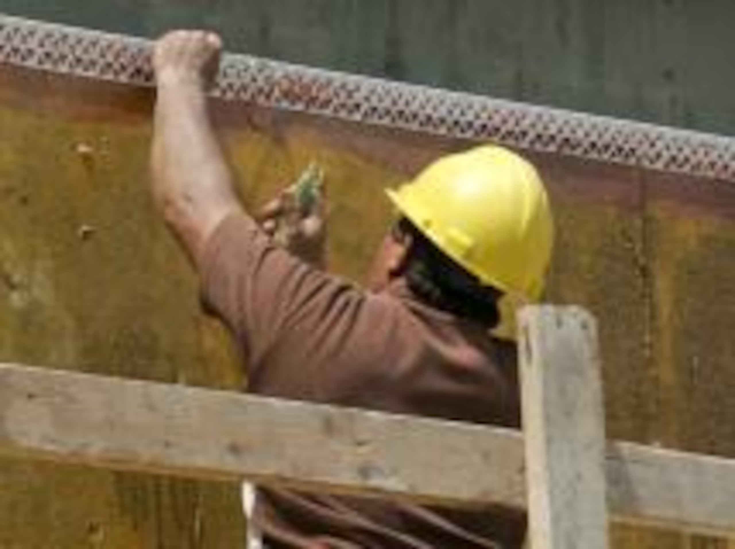 El perjudicado denunció que ni siquiera el contratista le mostró evidencia de que había comprado los materiales para la construcción. (Archivo)