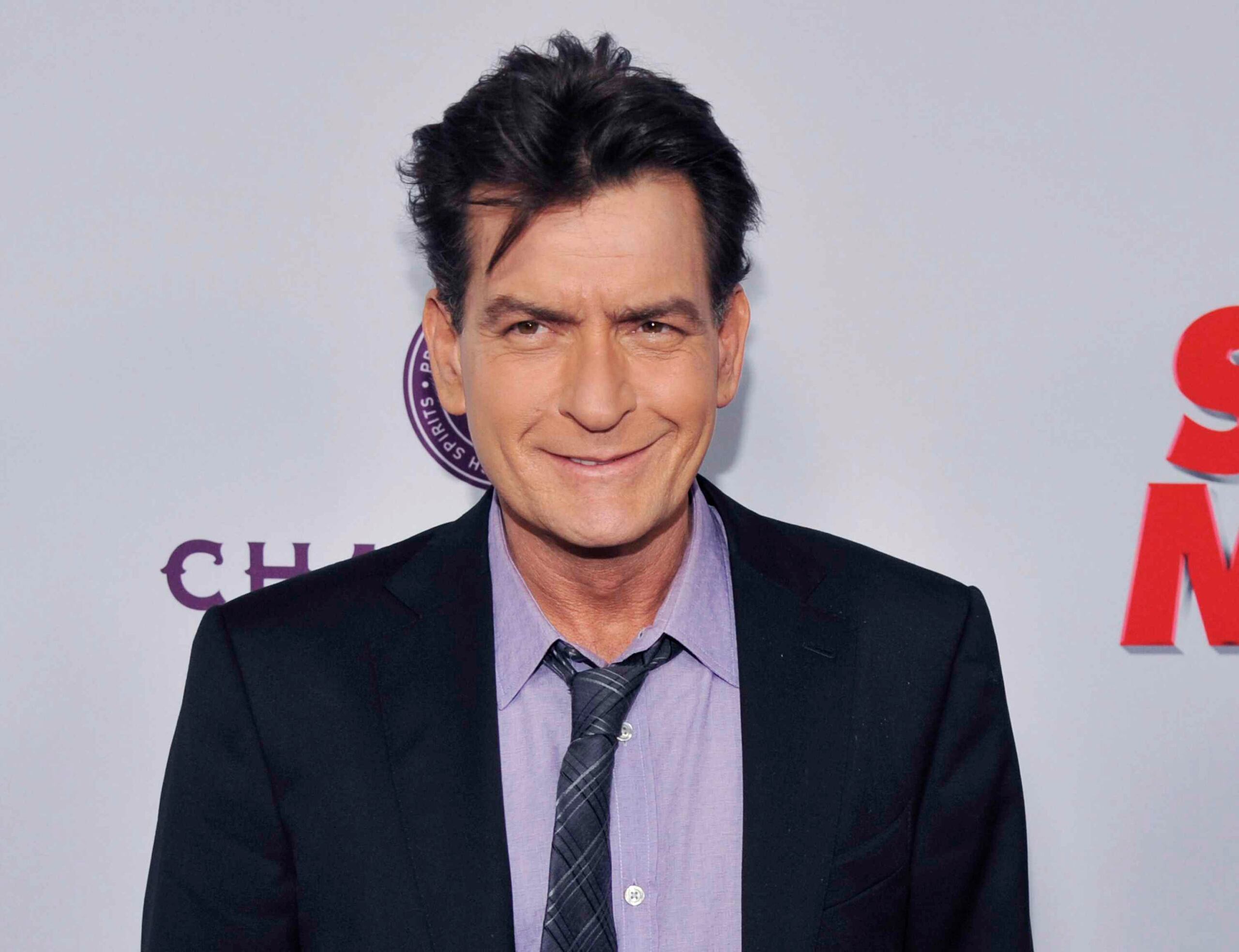 Charlie Sheen reveló públicamente que portaba el virus desde 2011 en "The Today Show".(AP/Archivo)