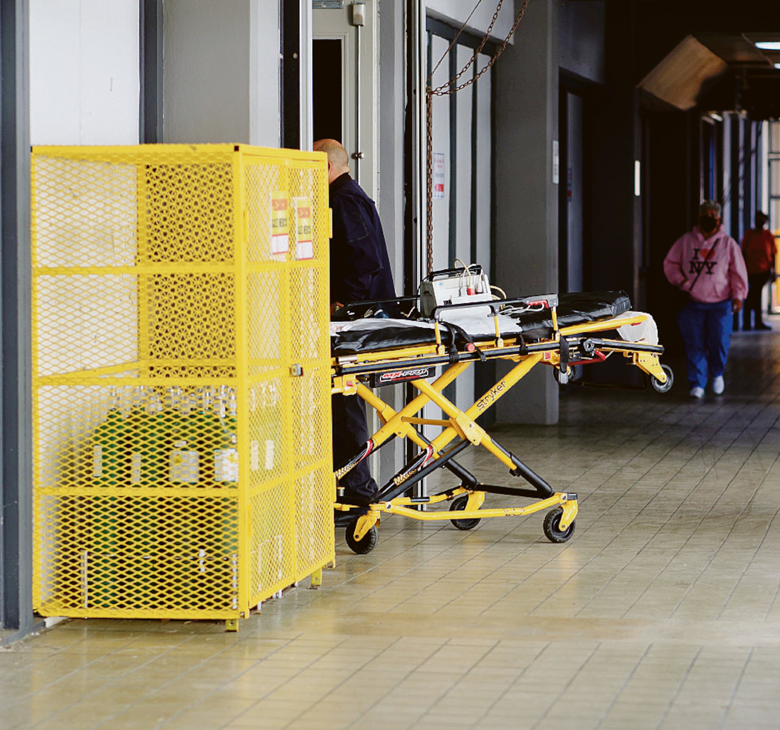 La querellante fue trasladada a una sala de emergencias.