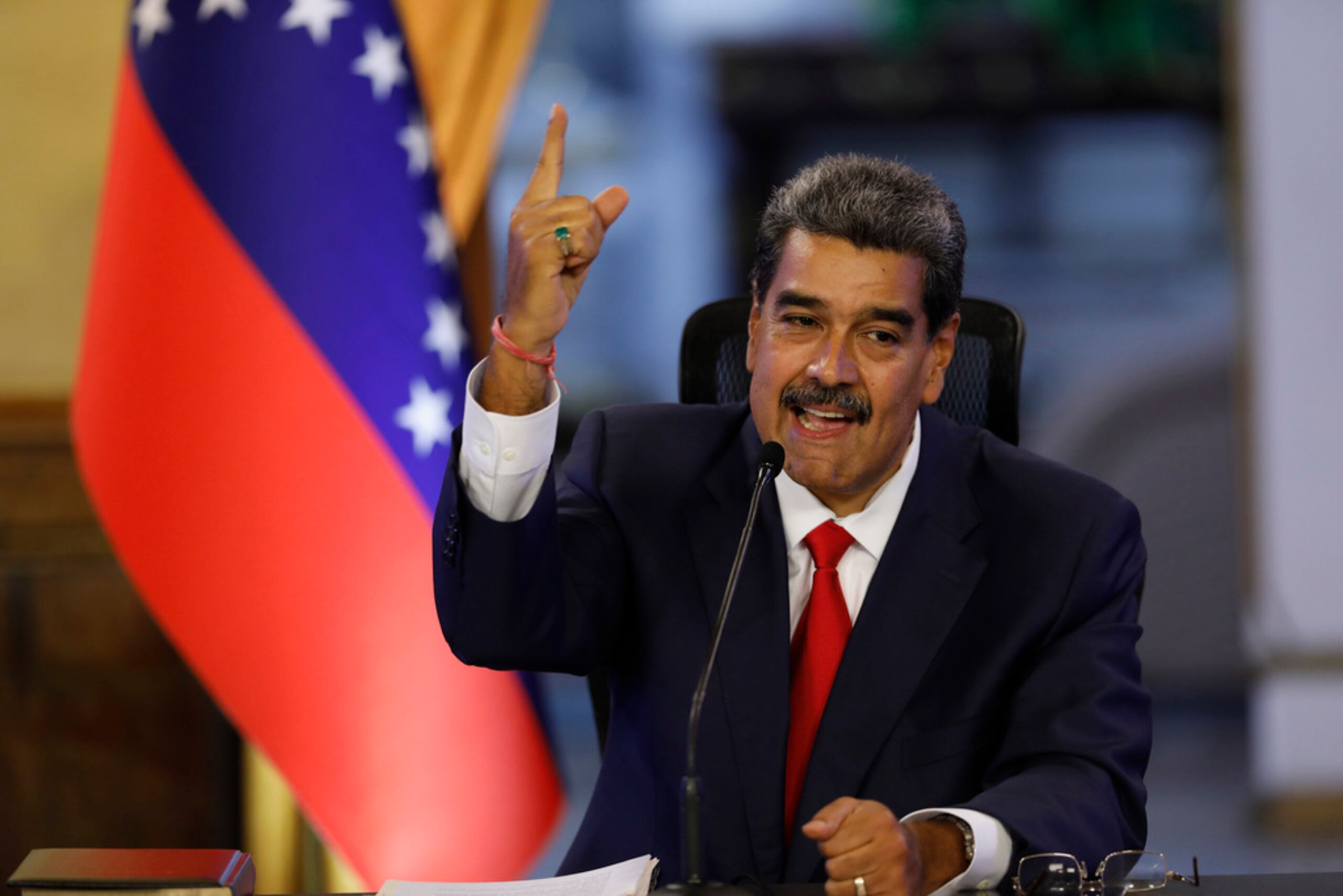 El Departamento de Justicia ha incautado más de $700 millones en activos supuestamente vinculados al presidente venezolano Nicolás Maduro, así como dos aviones privados y nueve vehículos.