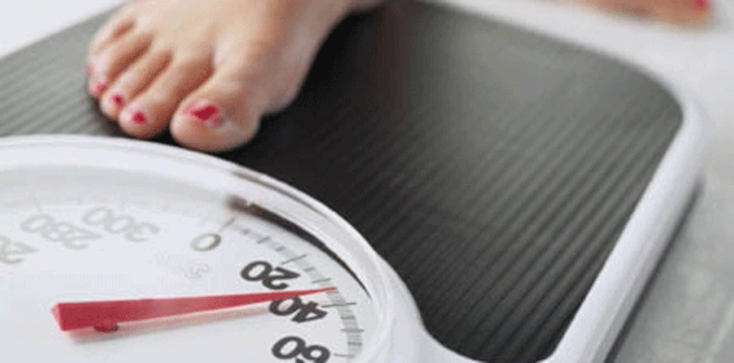 El café de la mañana puede ayudarte, ya que pone en marcha el metabolismo hasta tres horas después de consumirlo. (Archivo)