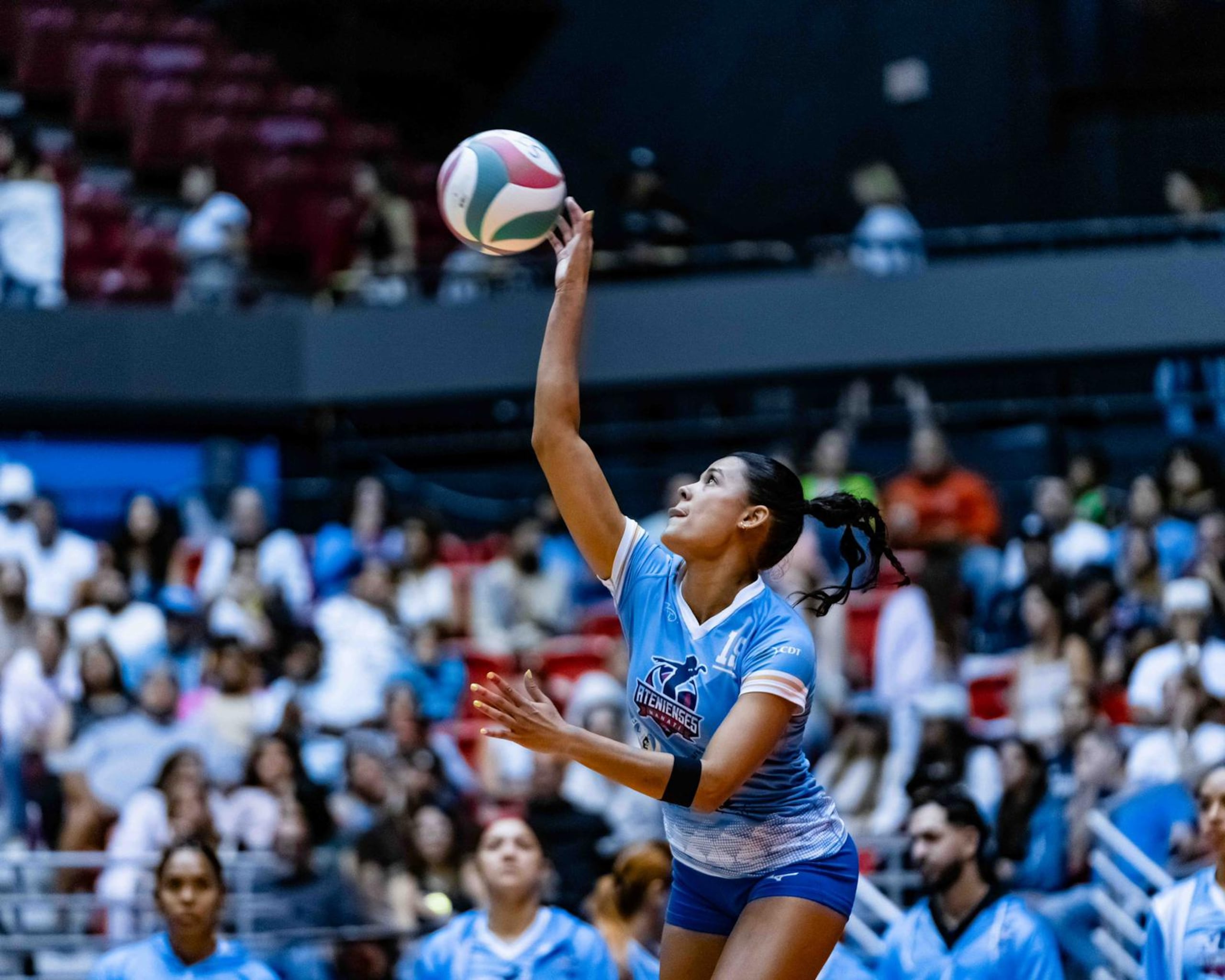 Karla Santos de las Atenienses de Manatí cargó con el premio de MVP del 2024.