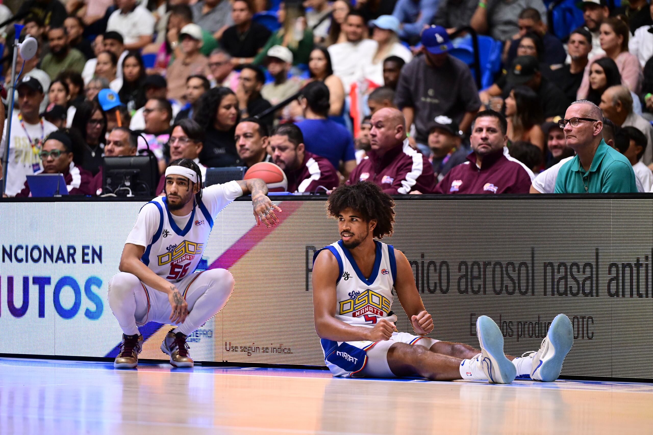 Jhivvan Jackson e Ethan Thompson no jugarán la mayor parte de la temporada regular.