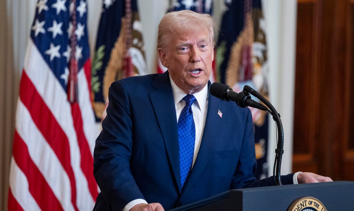 Trump ofrece incentivo de $25,000 a empleados de salud para renunciar voluntariamente