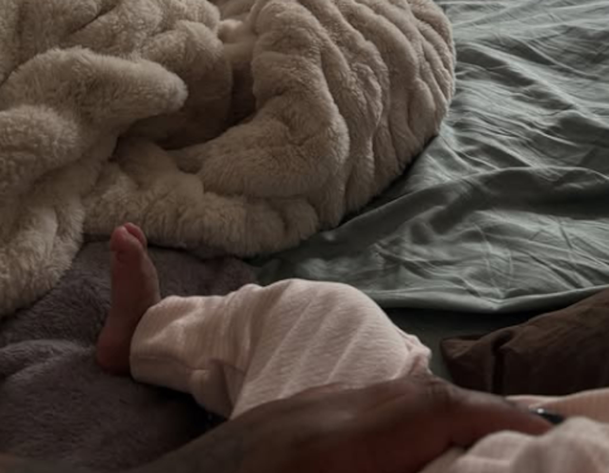 La bebé nació tres meses antes de tiempo.