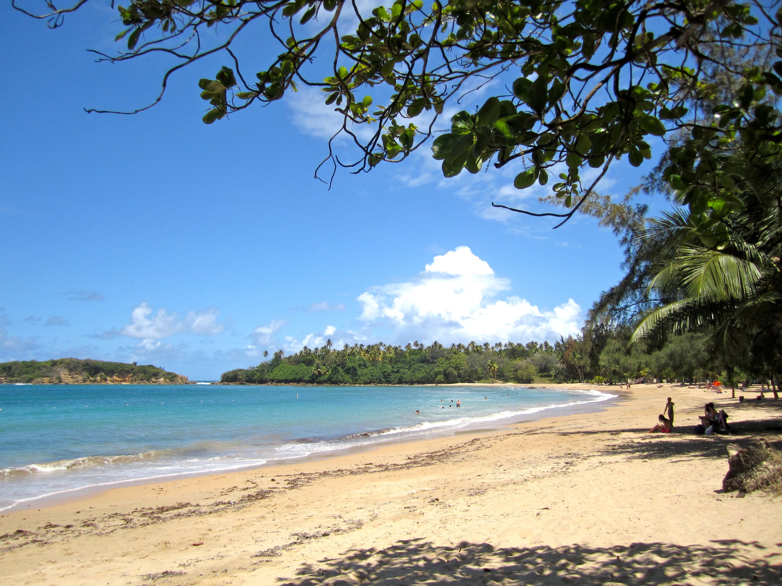Balneario Cerro Gordo en Vega Alta.