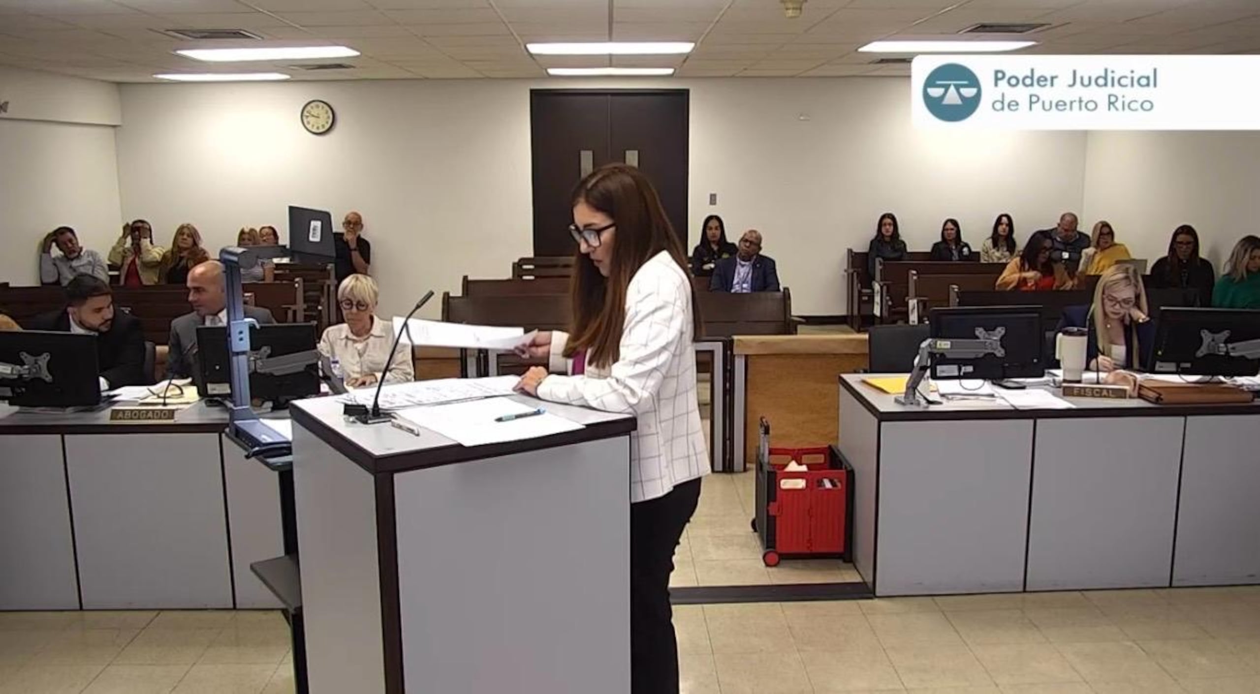 Imagen del inicio del séptimo día de juicio contra Elvia González Rivera, por el asesinato de la menor Gabriela Nicole Pratts Rosario, de 16 años.