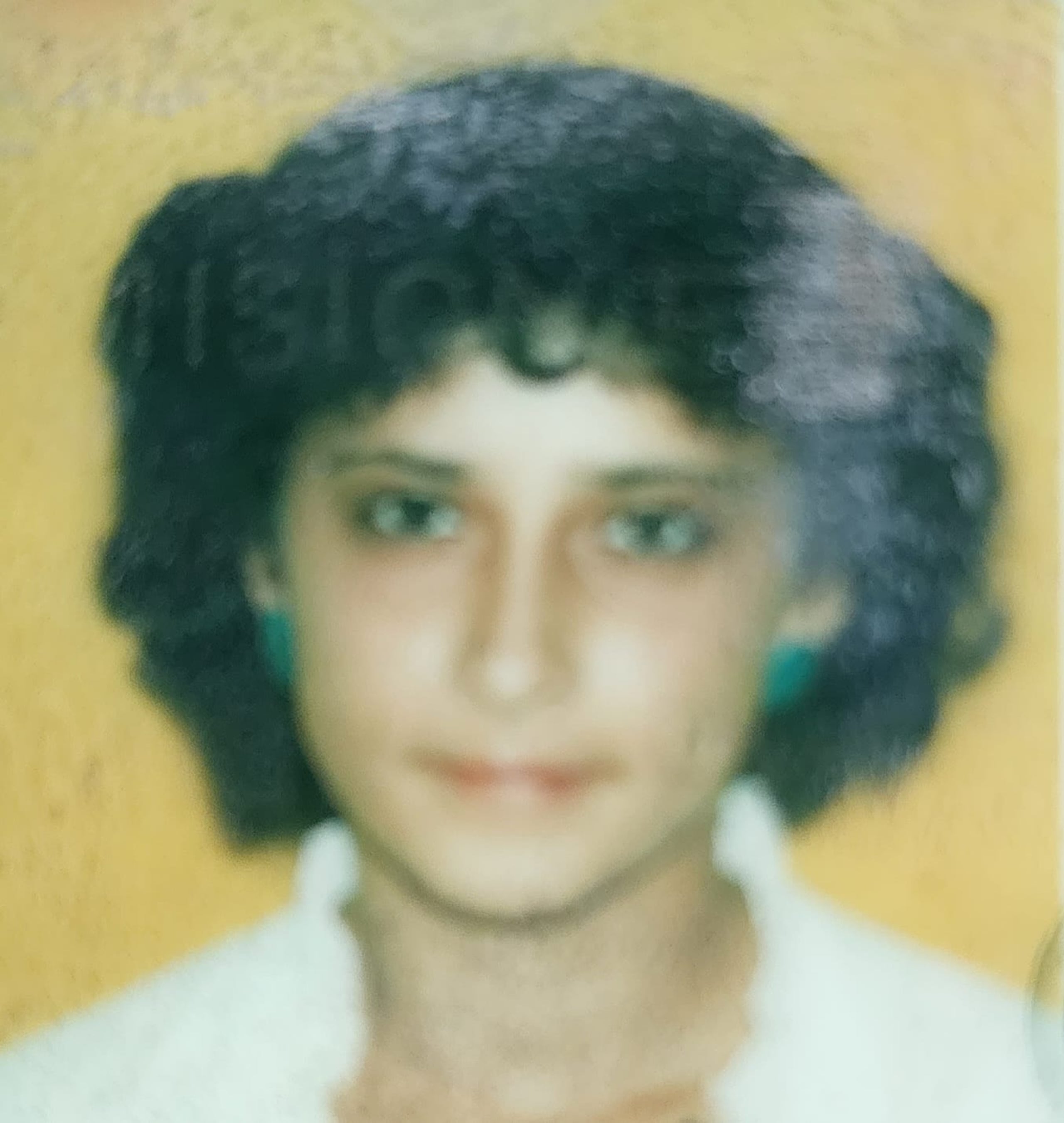 Elena Rodríguez Rentas, fue vista por última vez el 19 de octubre de 1990, frente al Agro Centro Llorens, a eso de las 4:30 p.m., en Juana Díaz.