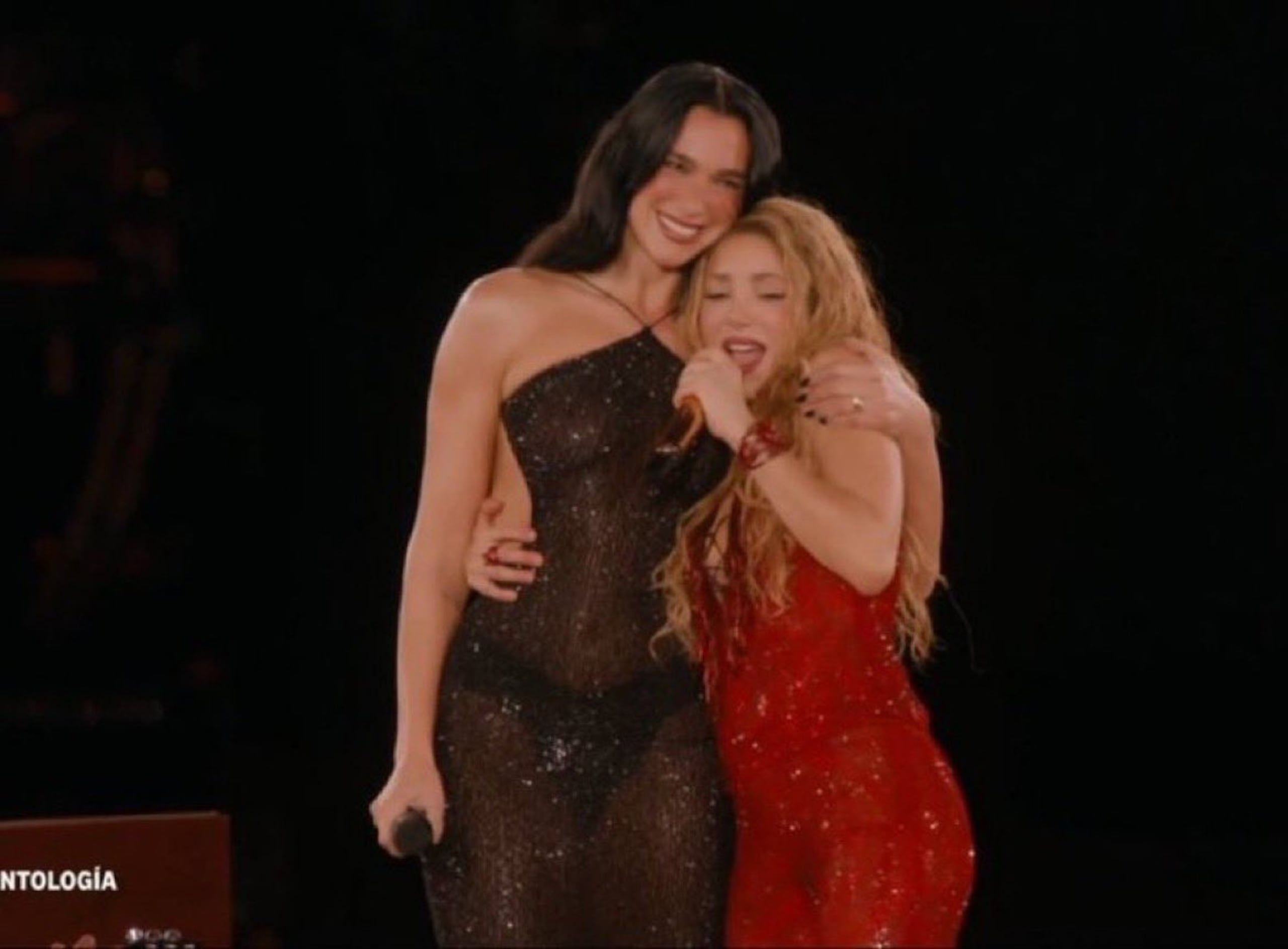 Las megaestrellas cantaron juntas en una de las últimas funciones de la gira "Las Mujeres Ya No Lloran".