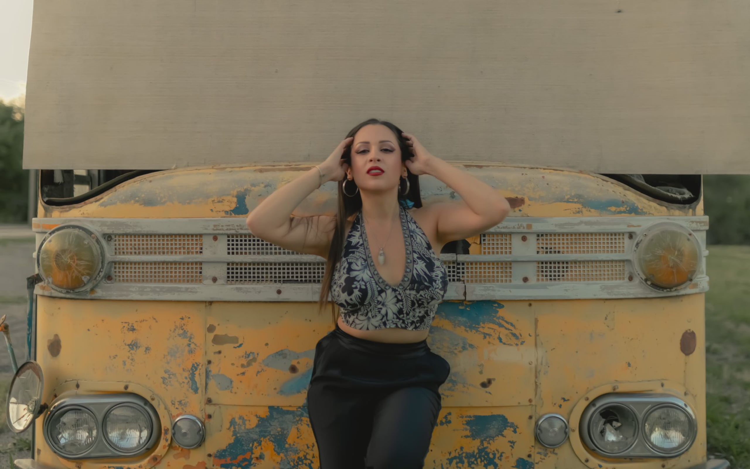 El sencillo en promoción es una composición propia.