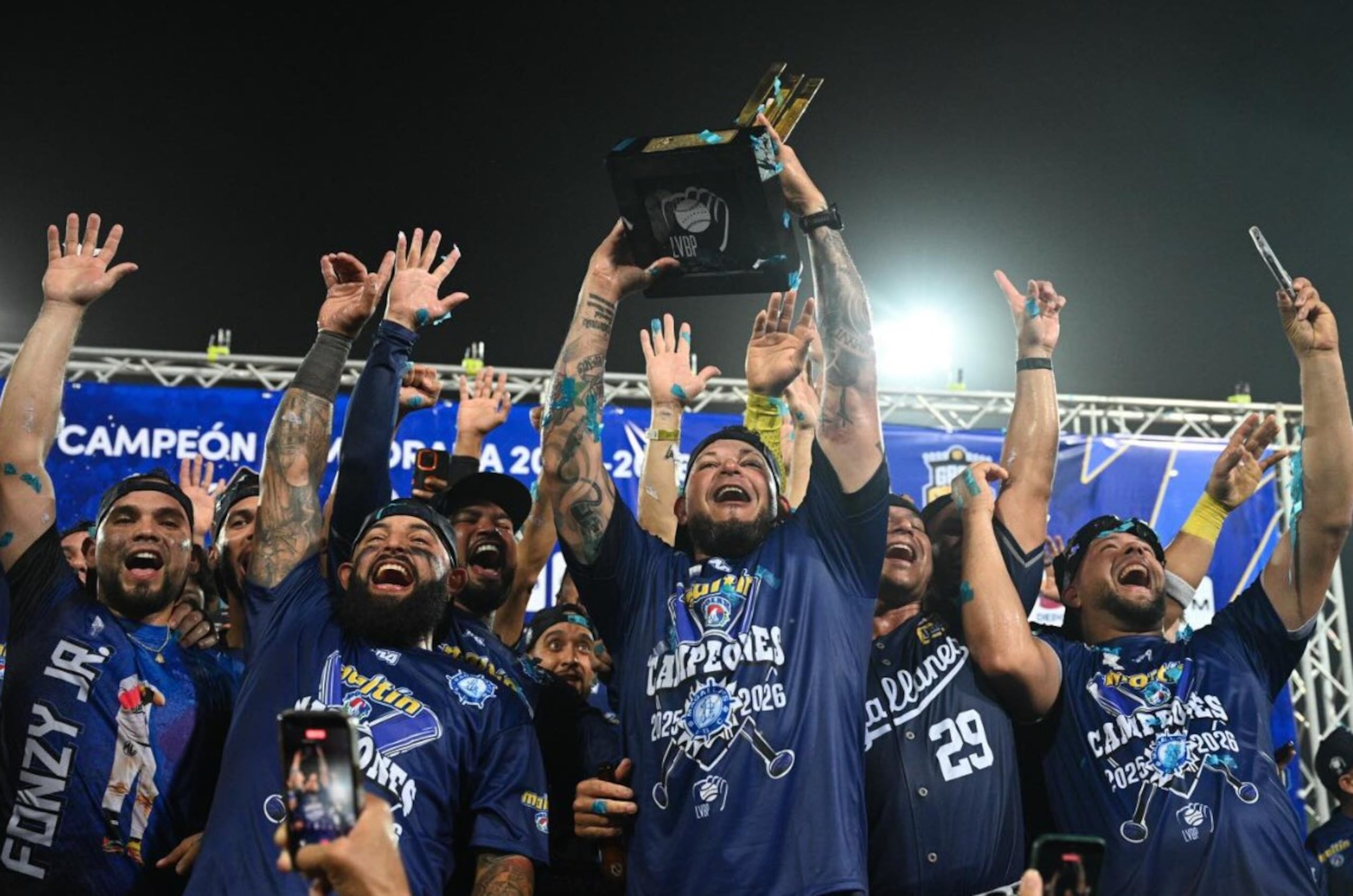 Yadier Molina ha mostrado una vez más su sapiencia al conducir a los Navegantes al título. Asumió su dirección dentro de la temporada.