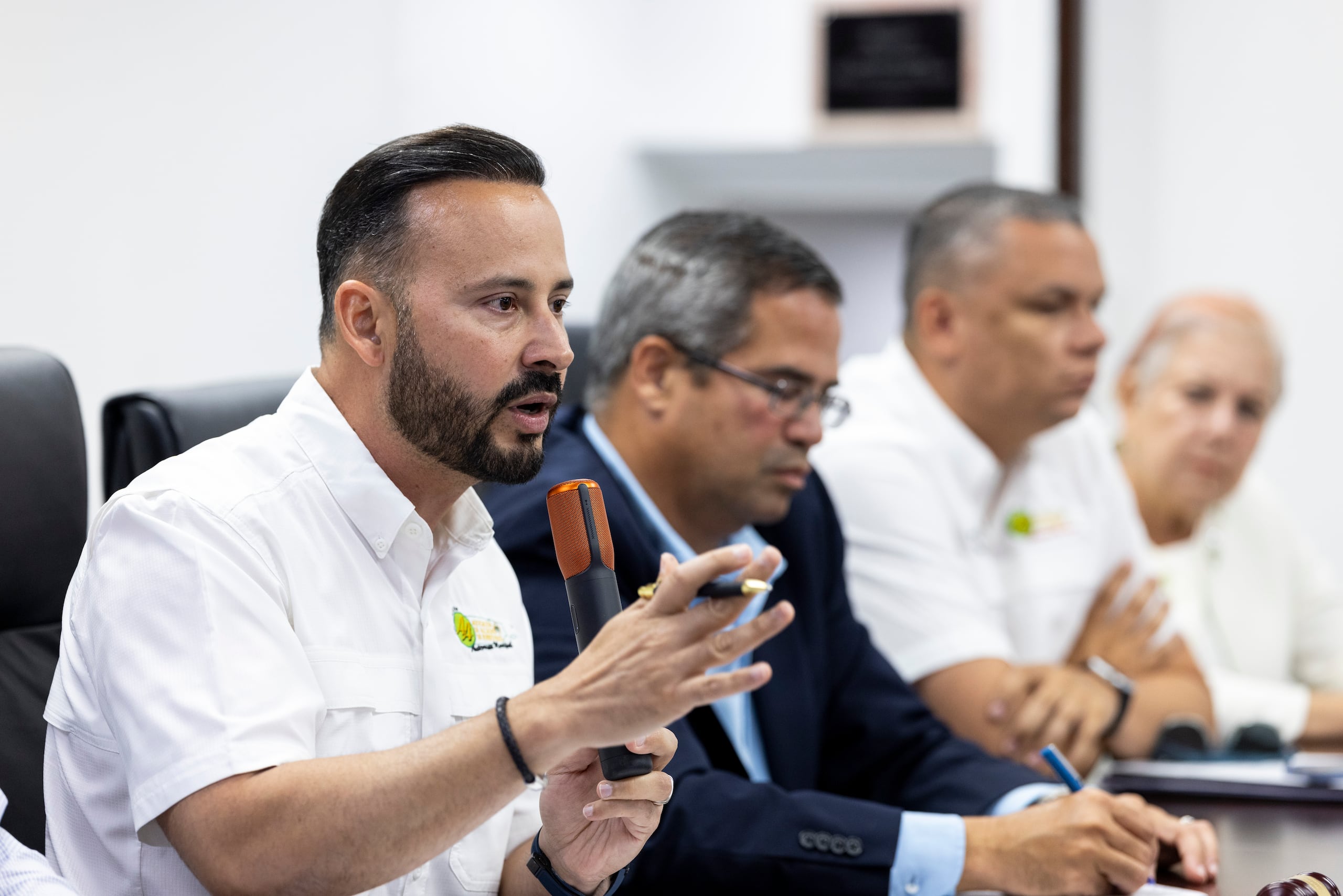 El presidente de la Asociación de Alcaldes, Luis Javier Hernández, reclama dinero del presupuesto para los municipios.