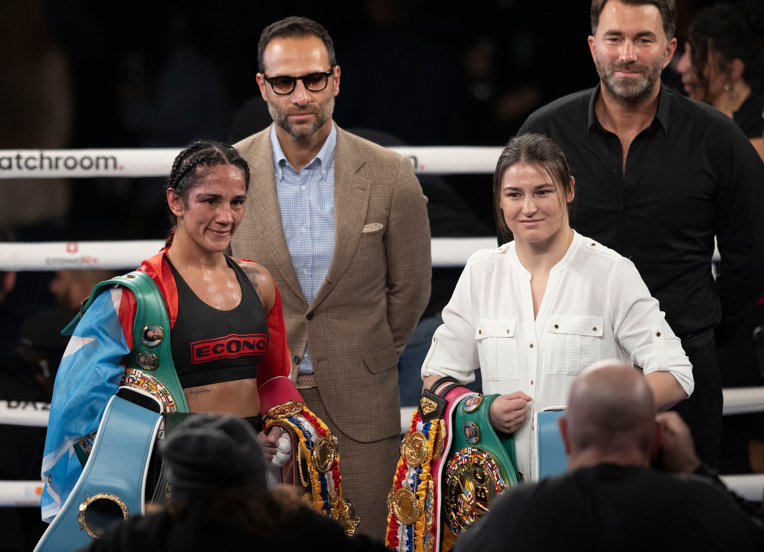 Amanda Serrano tendría que considerar la idea de subir a las 140 libras para retar a Katie Taylor.