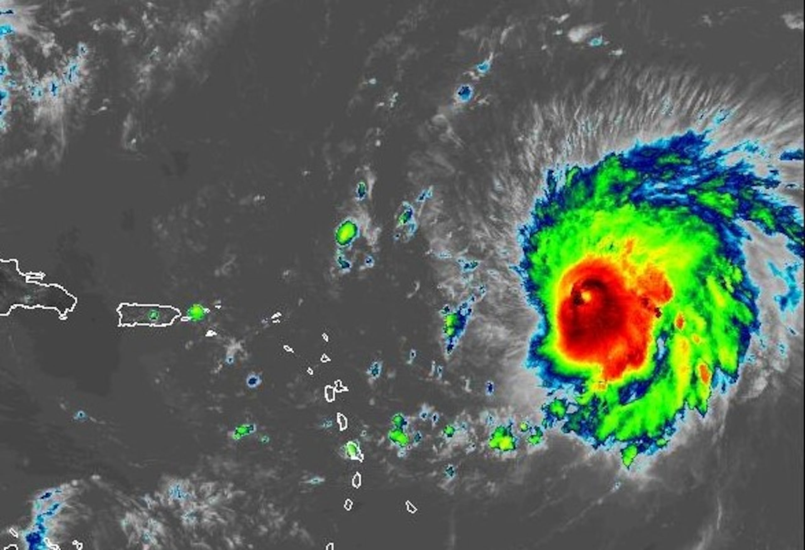 Imagen de satélite del huracán Lee el 8 de septiembre de 2023.