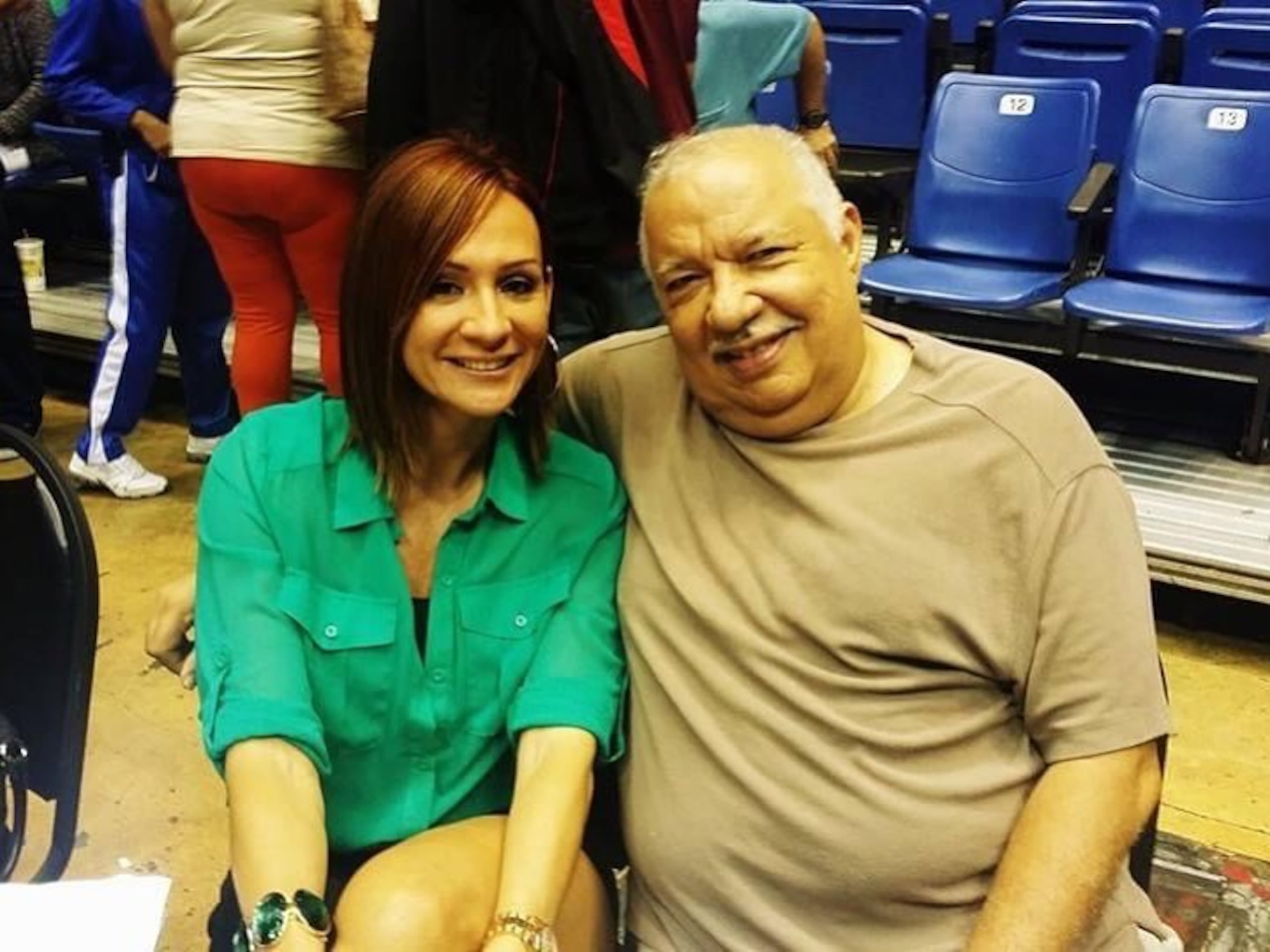 Natalia Meléndez junto a Elliot Castro.
