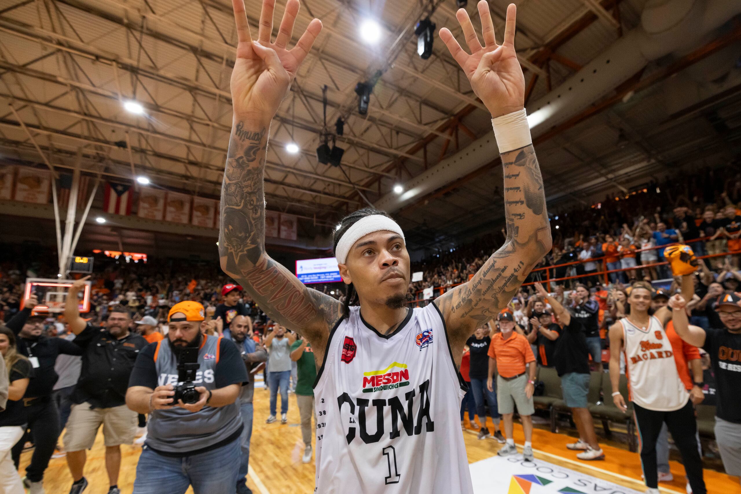 Para los fanáticos en “La Cuna”, Nate Mason Jr. fue el “MVP” del partido