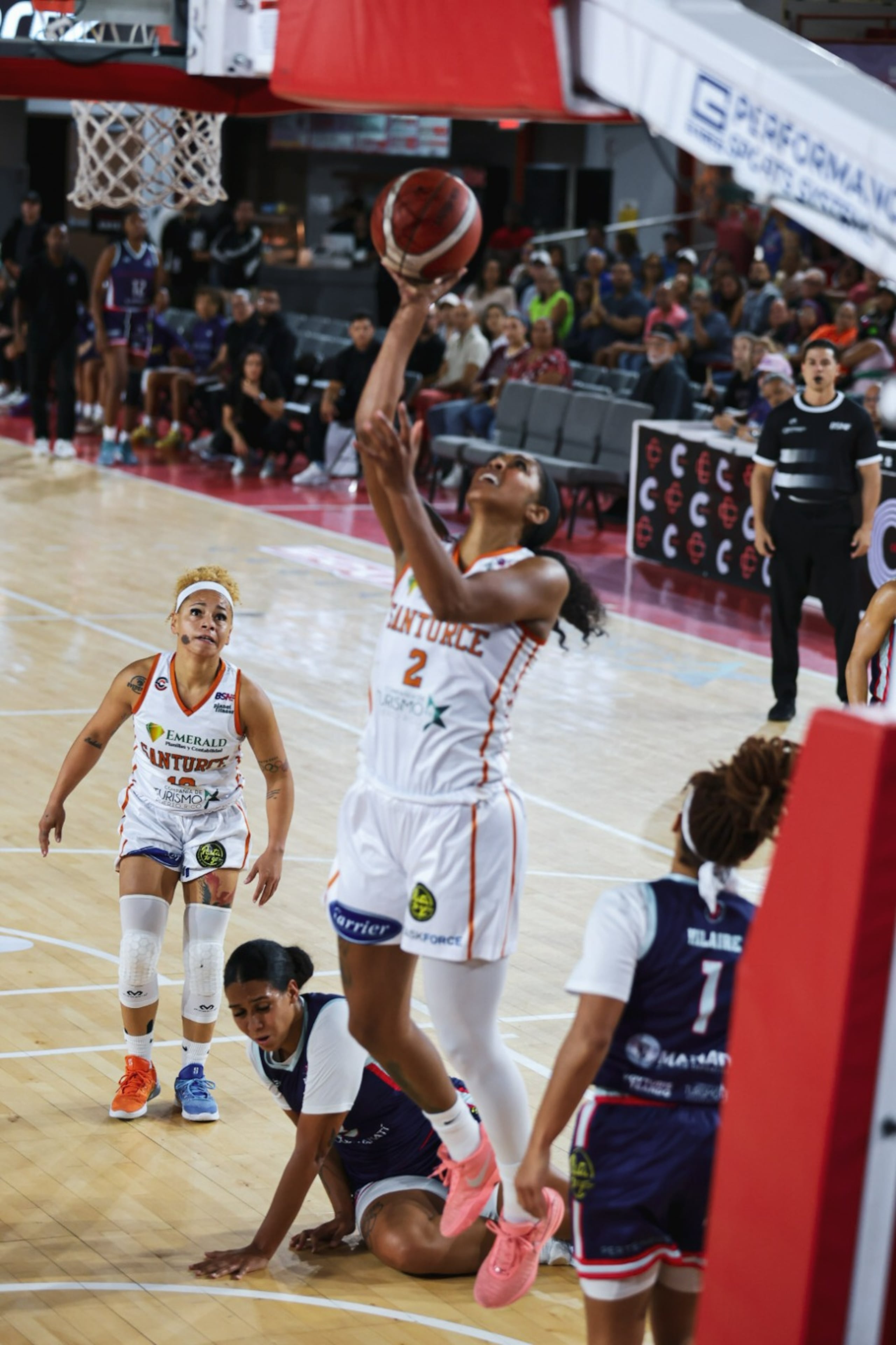 Shae Kelley lideró la ofensiva de las Cangrejeras para el triunfo en Caguas contra Manatí.