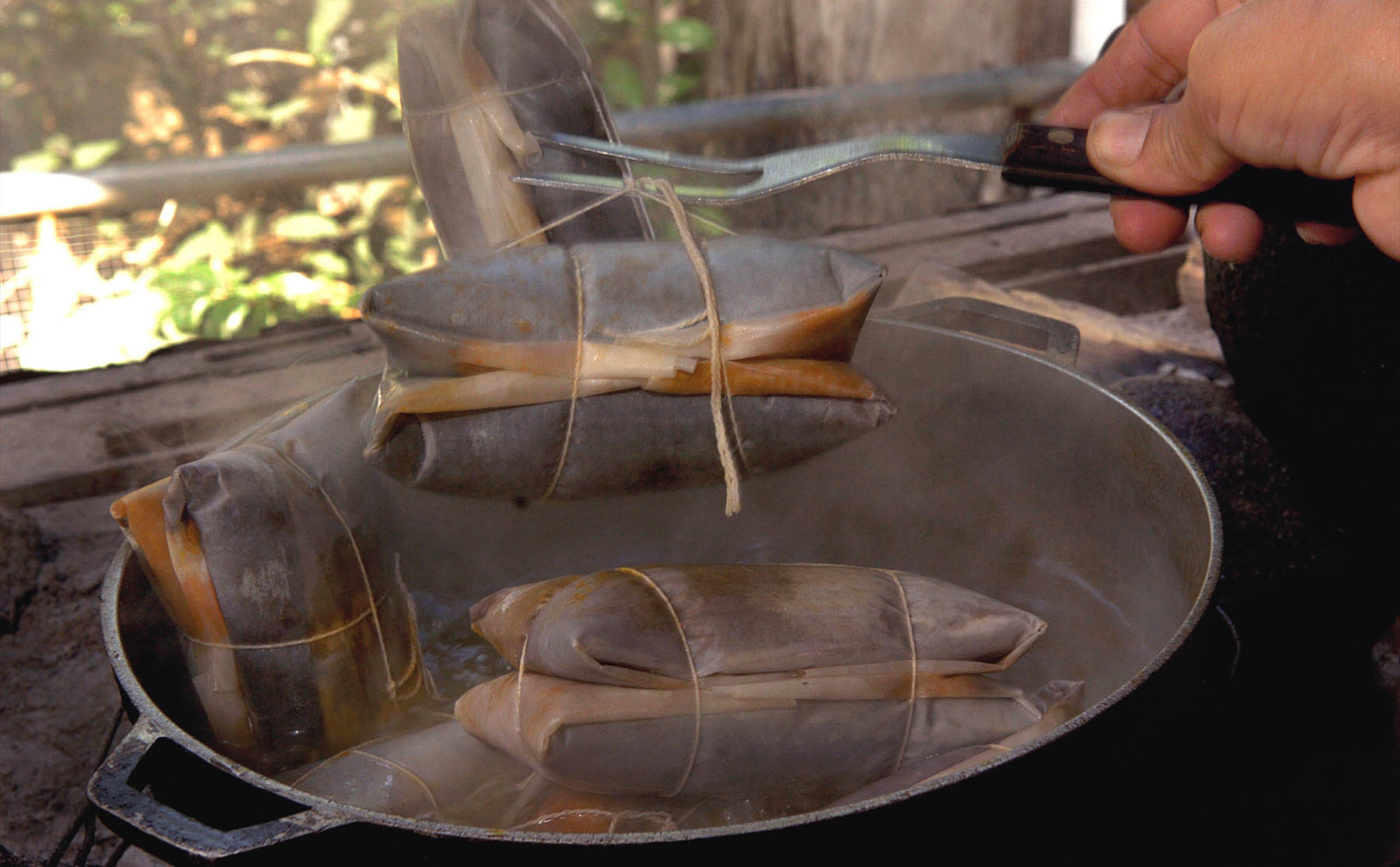 Por más tentador que parezca, no se aventure a llevar alimentos -como los ricos pasteles- en su equipaje.