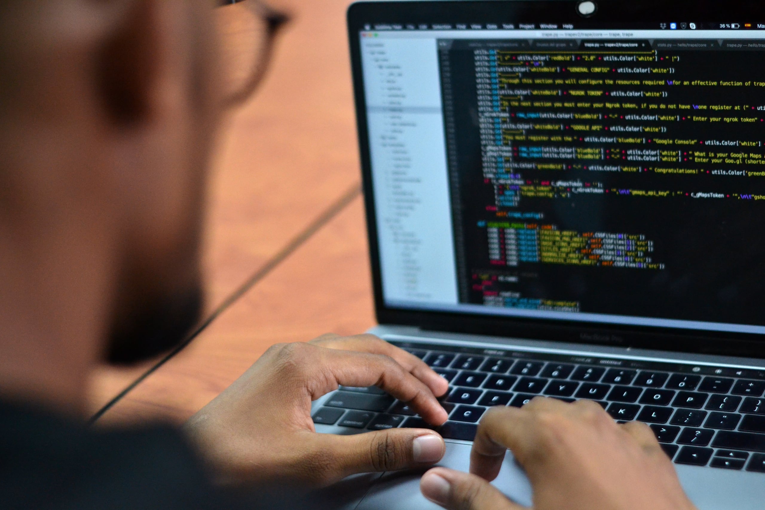 Los 'hackers’ han encontrado la forma de manipular los algoritmos de búsqueda para posicionar enlaces maliciosos al principio de los resultados de Google.
