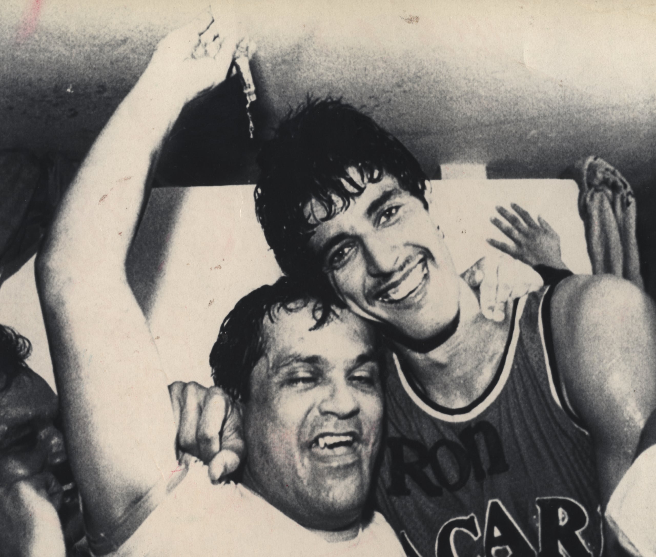 José "Piculín" Ortiz junto a Armandito Torres.
