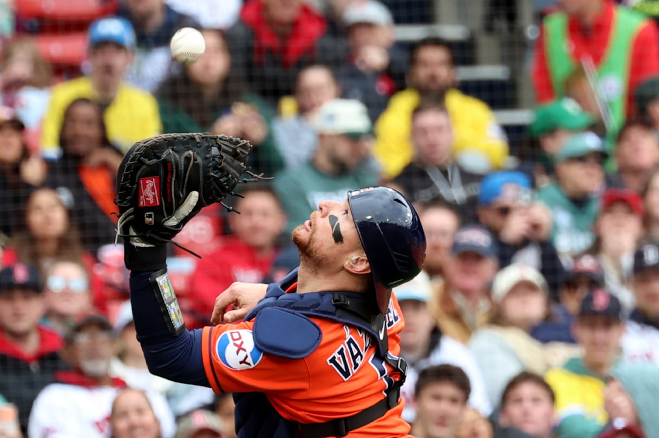 Christian Vázquez en acción.