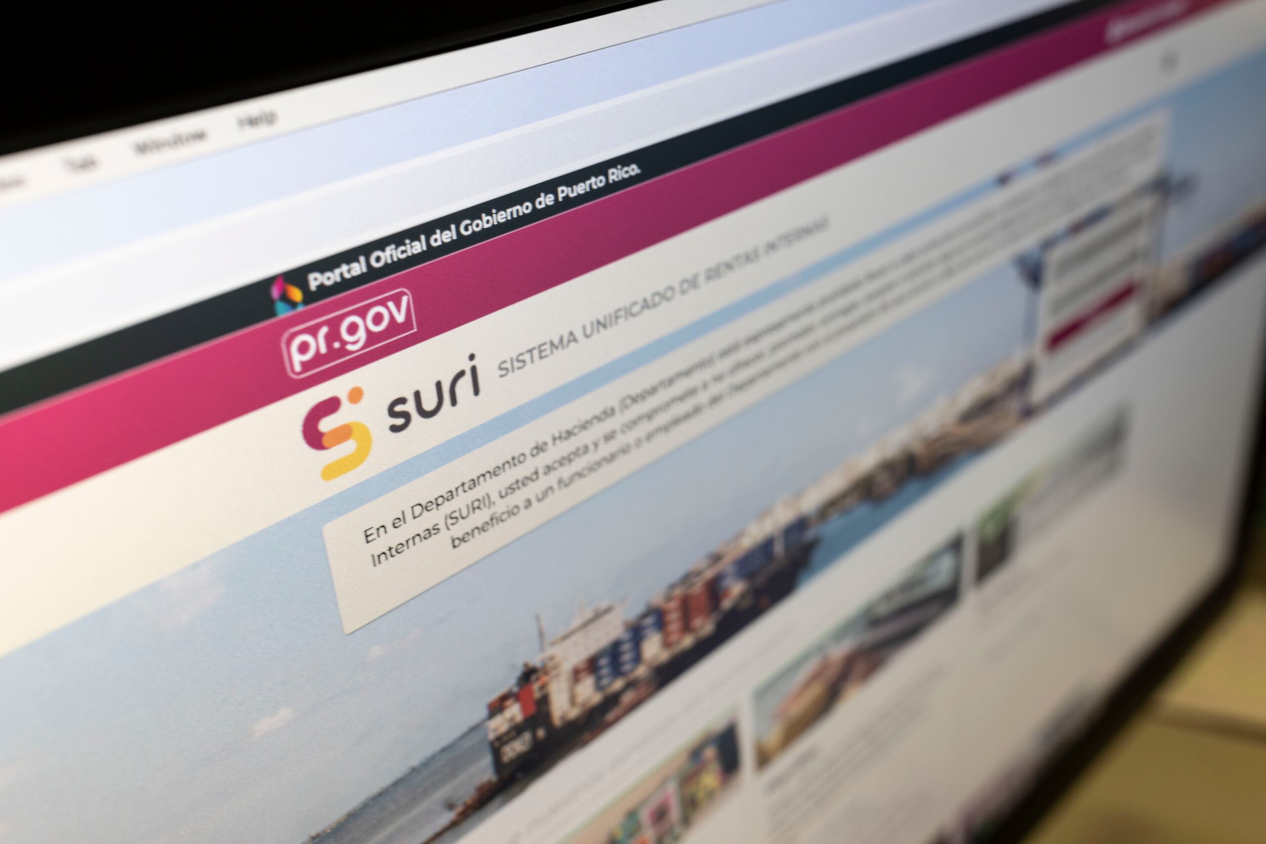 Puedes radicar tu planilla a través de SURI, el portal del Departamento de Hacienda.