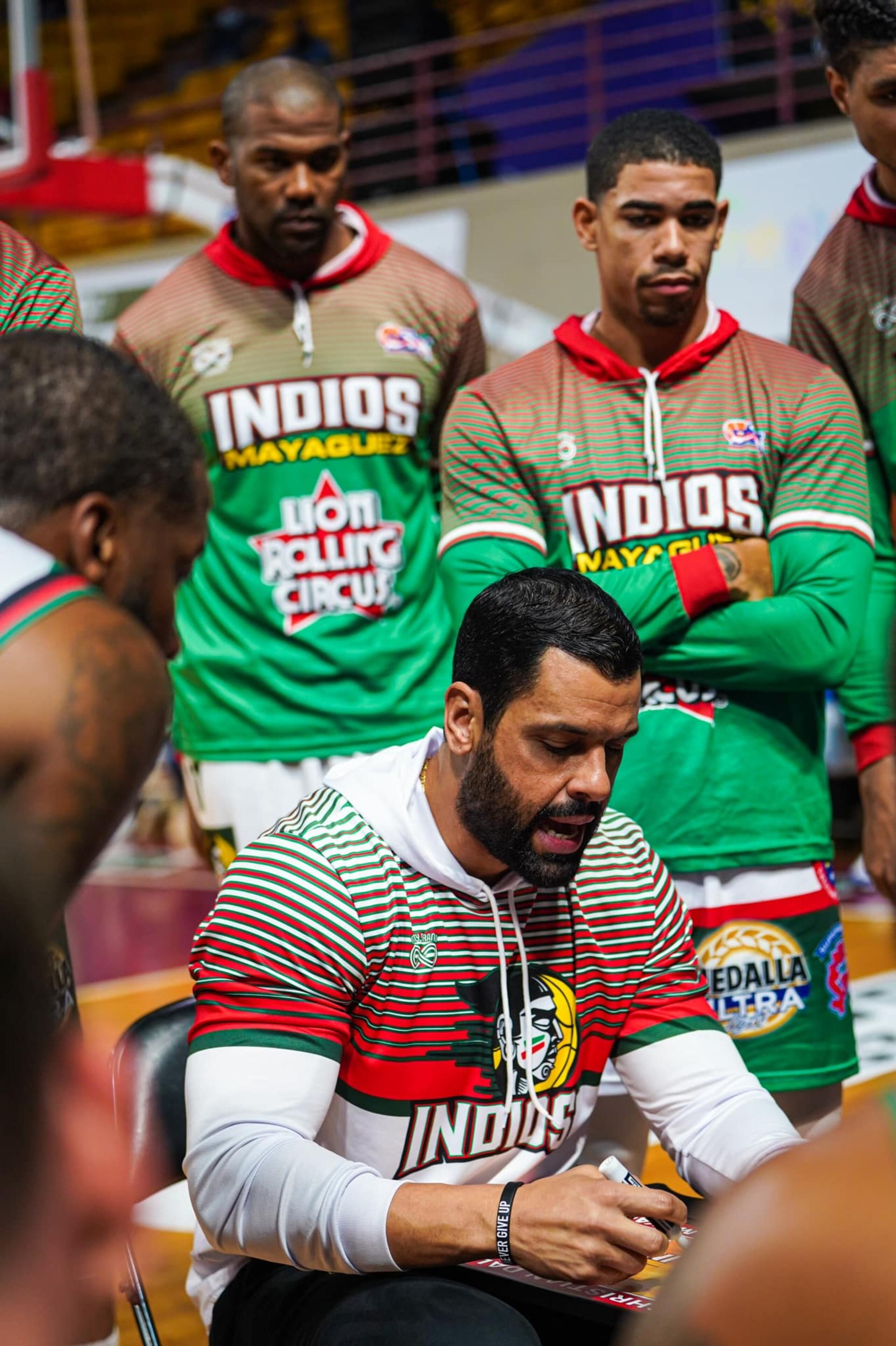 Christian Dalmau pudiera ser el primer nombre en lista para dirigir el Equipo Nacional en San Salvador si los tres principales entrenadores en el conjunto no estuvieran disponibles para la justa.