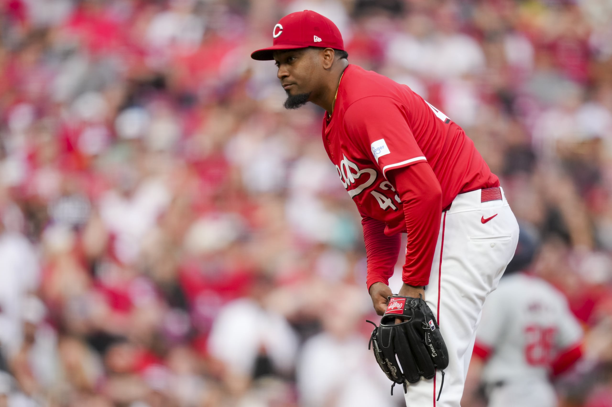 Alexis Díaz lanzó 1.1 entradas sin permitir carreras ayer miércoles en la derrota de los Reds.