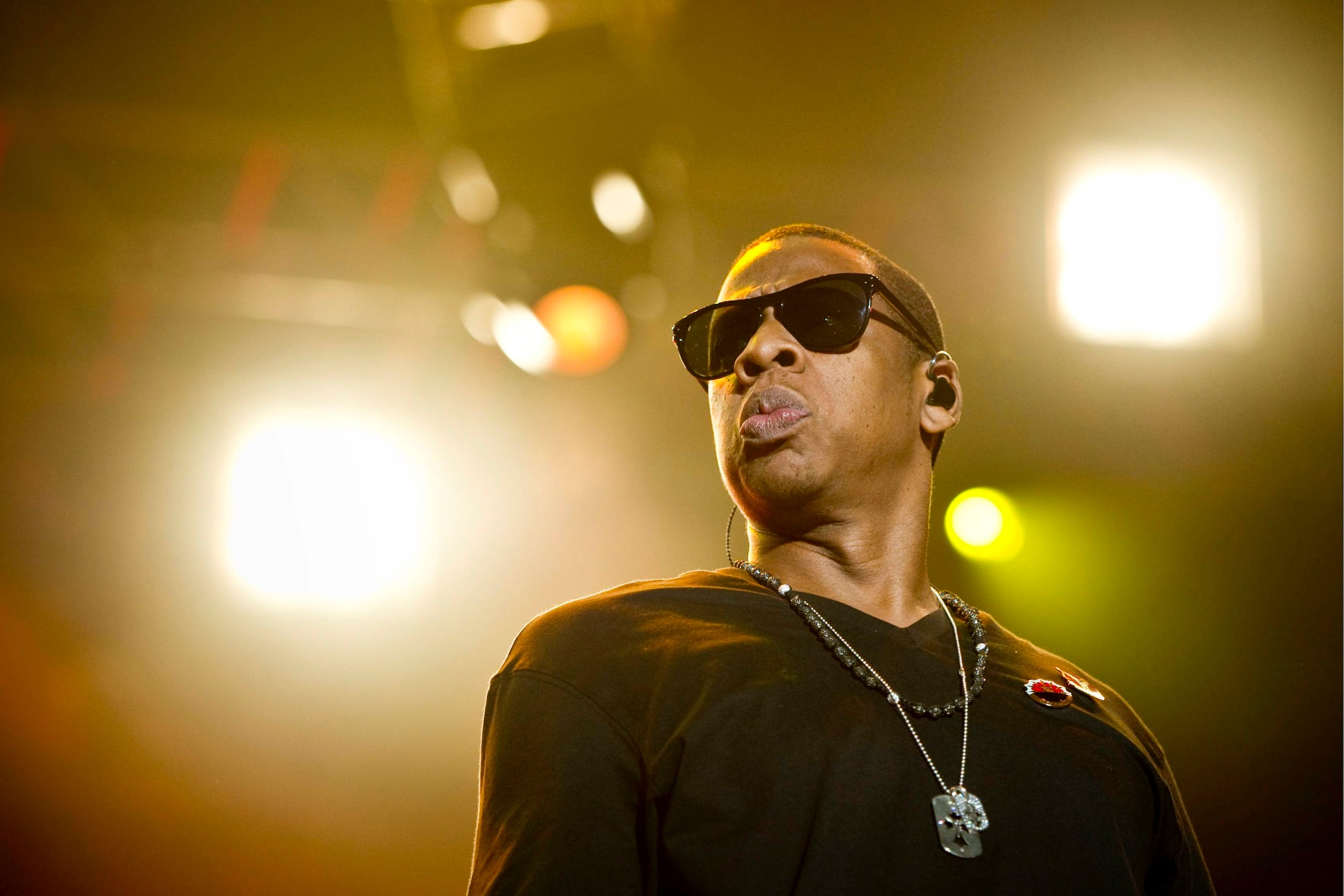 En la nueva demanda, los abogados de Jay-Z afirman que la demandante ha admitido que creó una historia falsa y maliciosa.