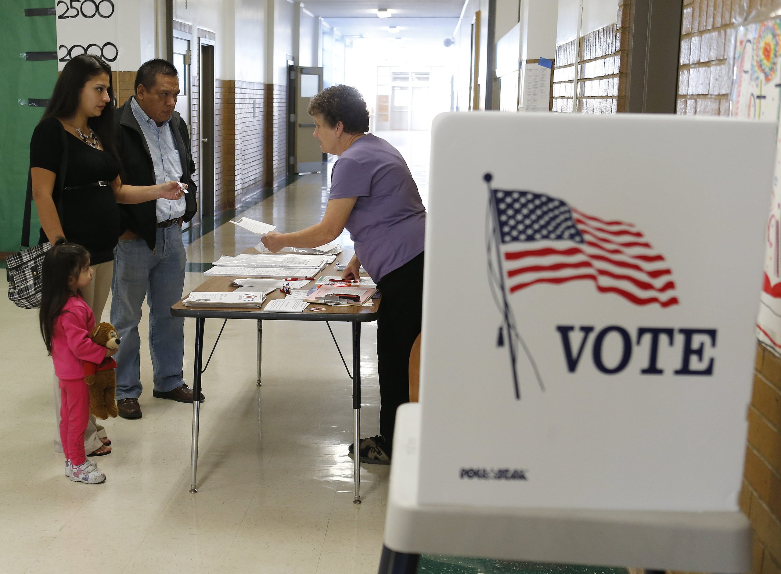 Imagen de archivo de una jornada electoral en Estados Unidos. EFE/George Frey