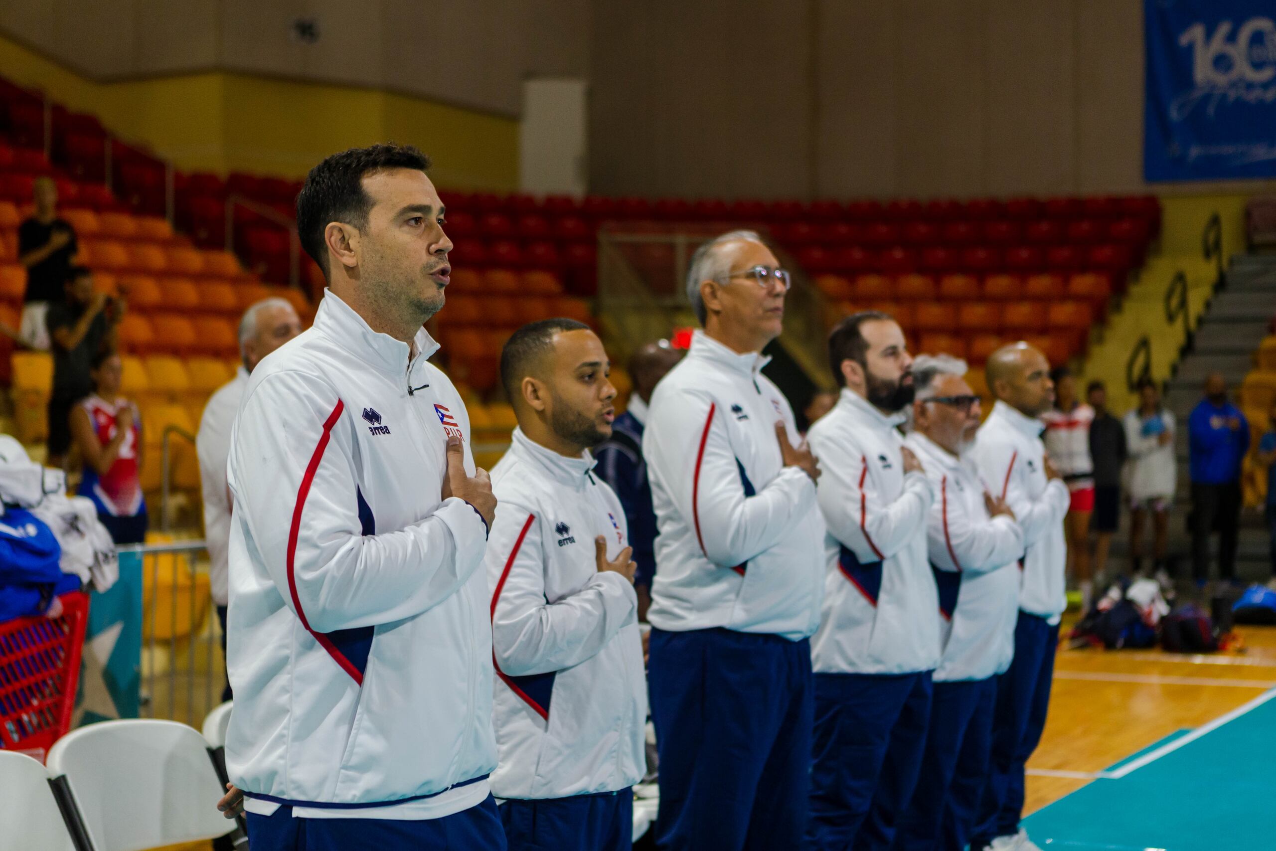 Fernando Morales está a un paso de ganar su primer oro al frente de la Selección Nacional de Voleibol Femenino en el torneo Final 4 de Norceca.