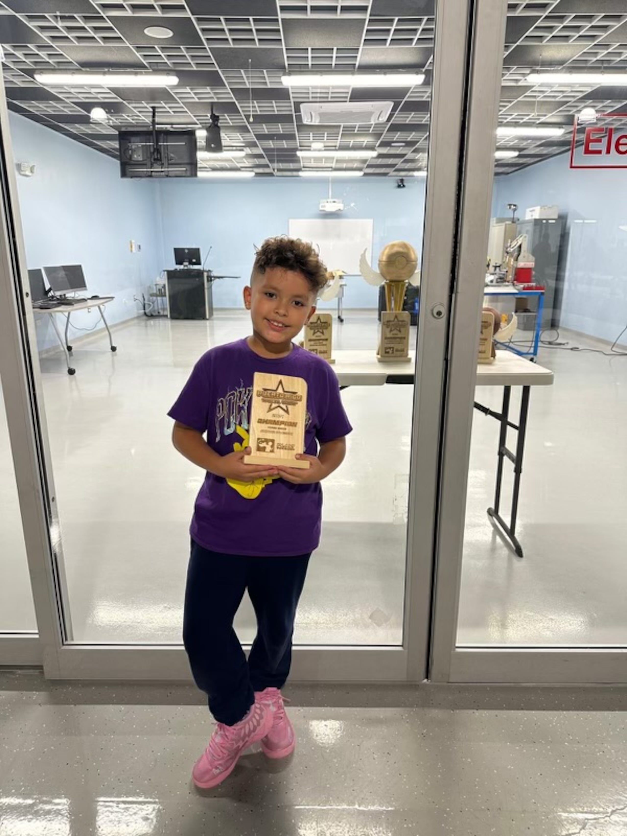 Si quiere ayudar a realizar el sueño de Khristian como entrenador Pokémon boricua, puede realizar un donativo a la aplicación ATH Móvil, enviando al (787) 243-3952.