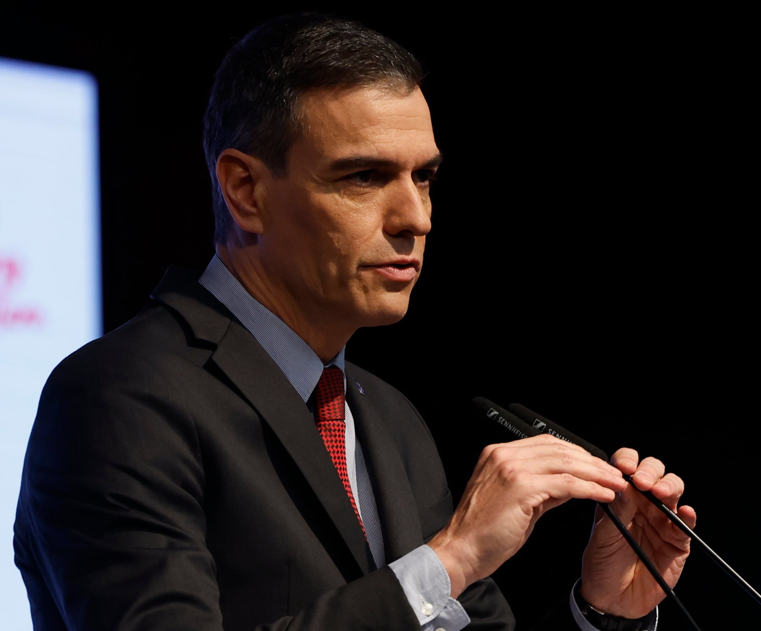 El mandatario español expresó su solidaridad al presidente electo de Guatemala, Bernardo Arévalo, ante lo que ha sido catalogado como un intento de golpe de estado.