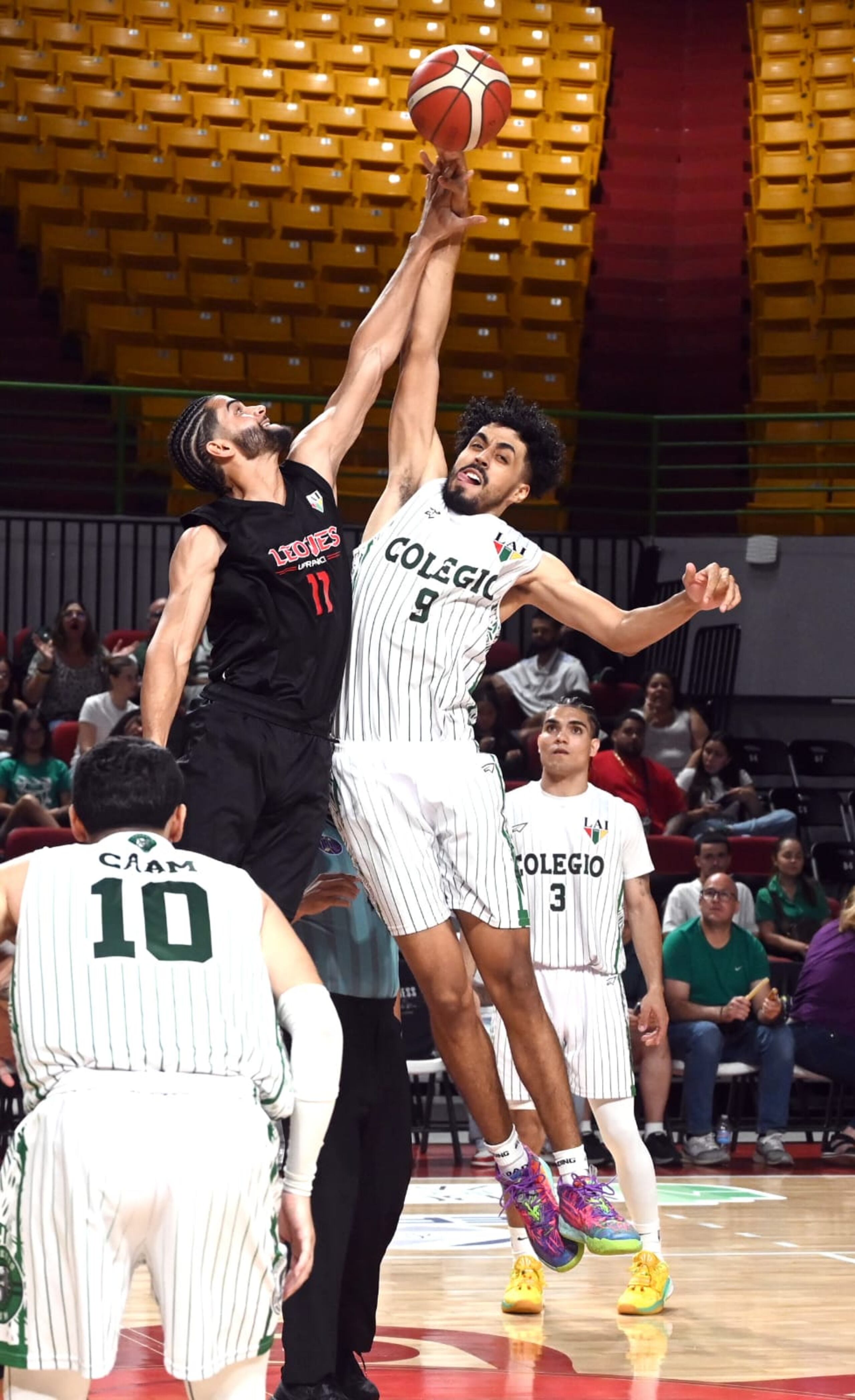 La UPR de Mayagüez defenderá corona en la final del básquet masculino. (L. Minguela)
