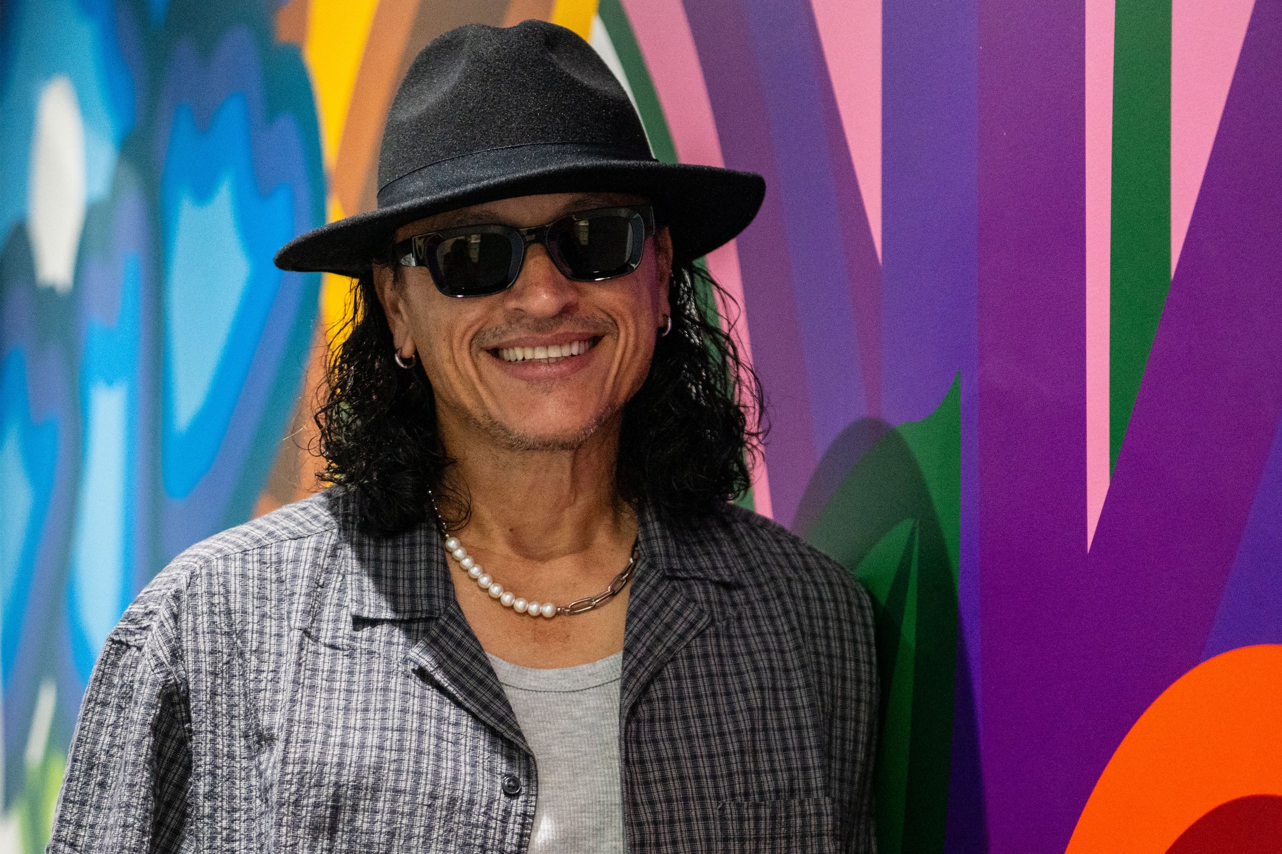 Junio 18, 2025 - San Juan, Puerto Rico - END-FLASH- Entrevista con Elvis Crespo. La nota sería en torno a los preparativos del show, y qué puede esperar el público este sábado, pues será el lanzamiento oficial de “Poeta Herio” en la isla.
Lugar: En Monkey Do Studio, San Juan
Foto por alexis.cedeno@gfrmedia.com
(TAGS) - cantante, merengue, música, concierto, album