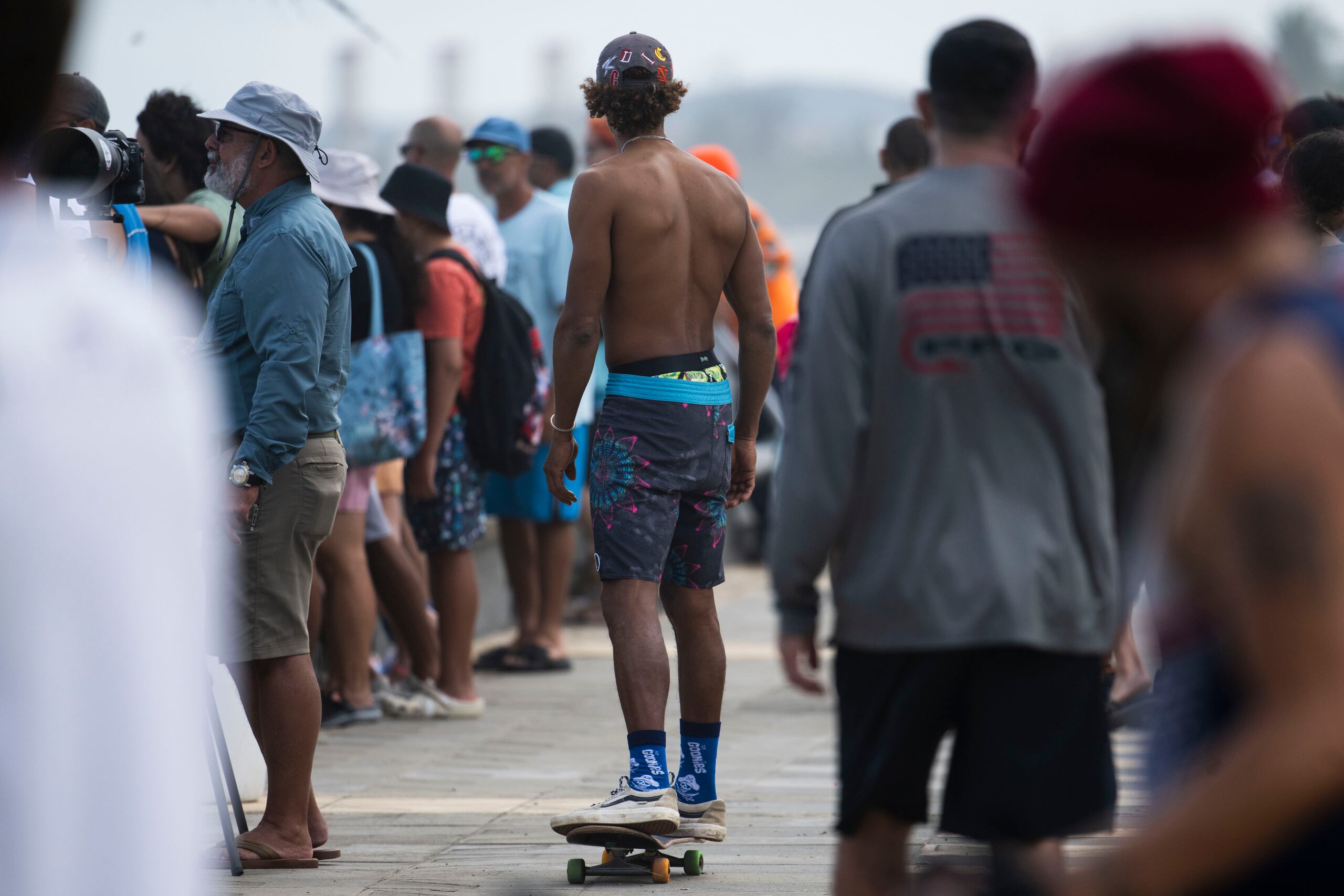 No pueden faltar entre las imágenes del surfing los skaters en la competencia.