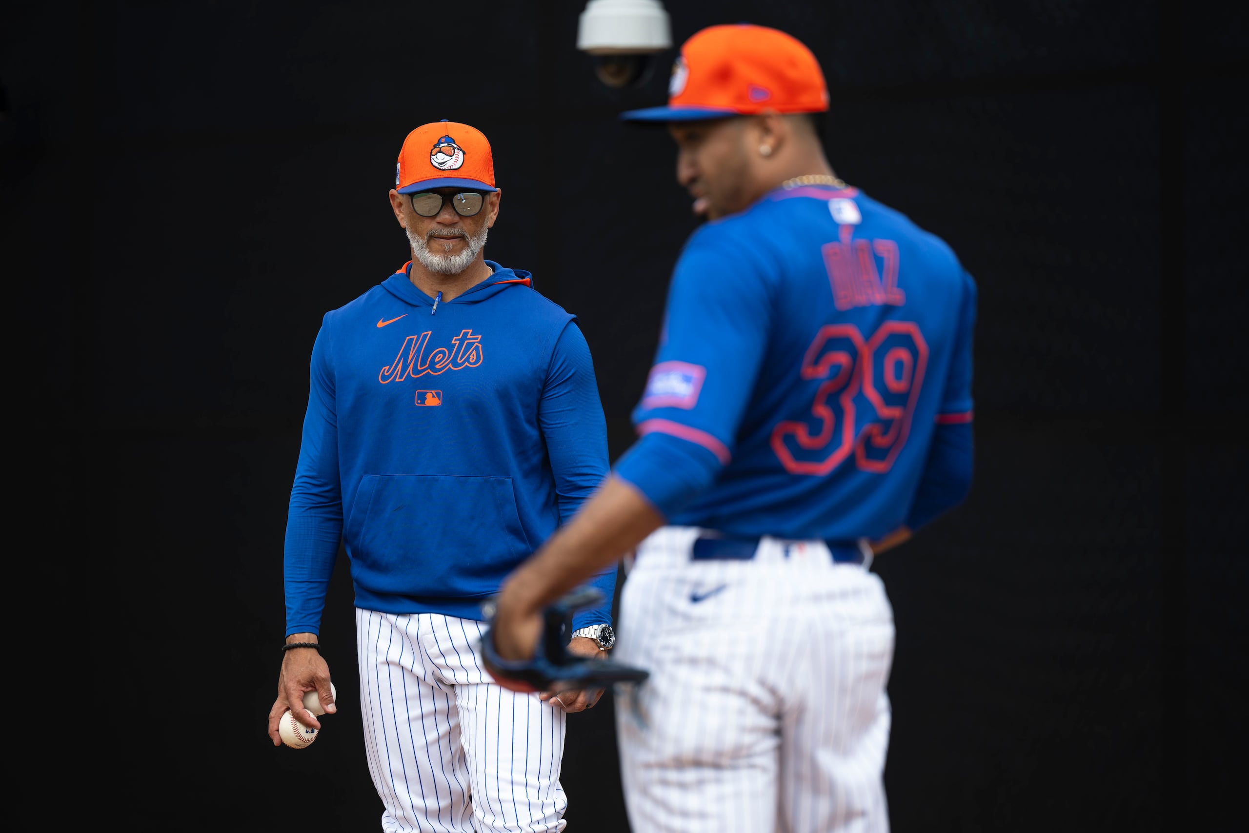 José Rosado. quien será el Entrenador de Lanzadores de Puerto Rico en el Clásico Mundial de Béisbol, es uno de los pocos coaches que los Mets repetirán en la nueva temporada. El equipo le había dado la opción de explorar opciones.