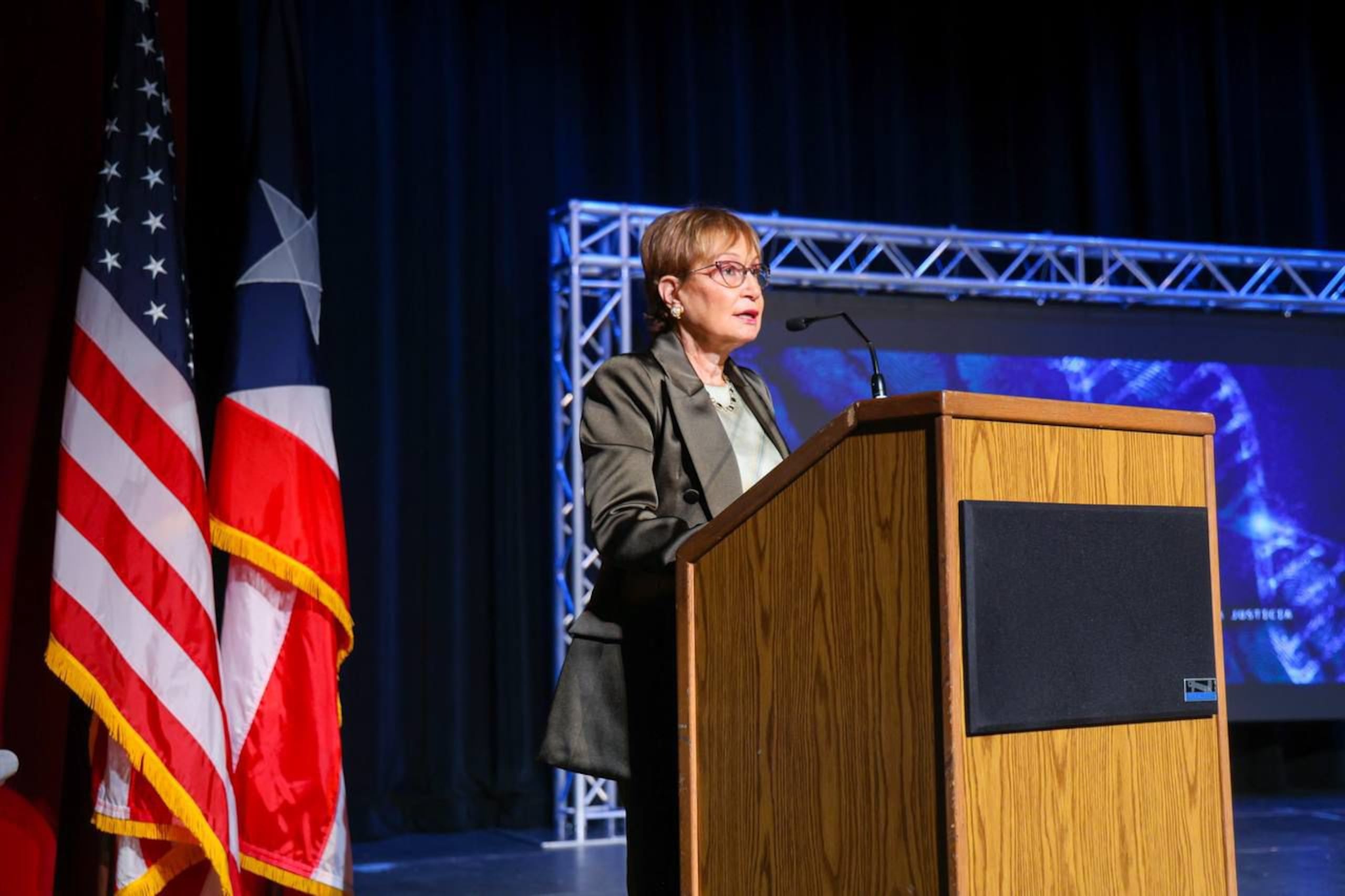 La directora ejecutiva del ICF, Dra. María Conte Miller