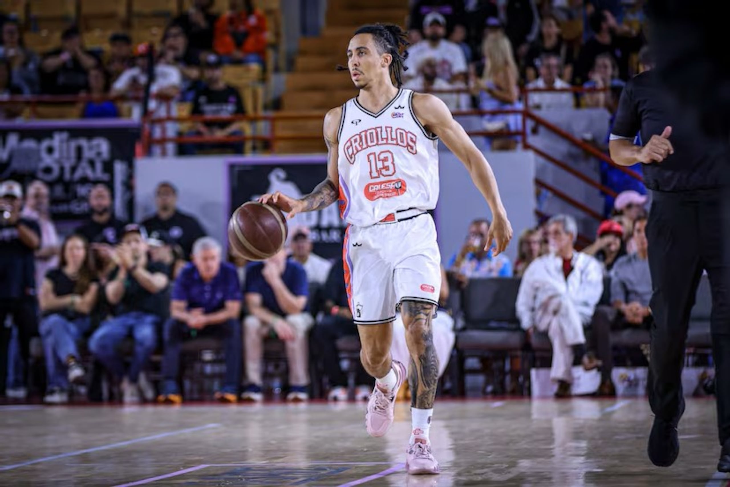 Travis Trice comandó la ofensiva Criolla con 26 puntos y siete asistencias.