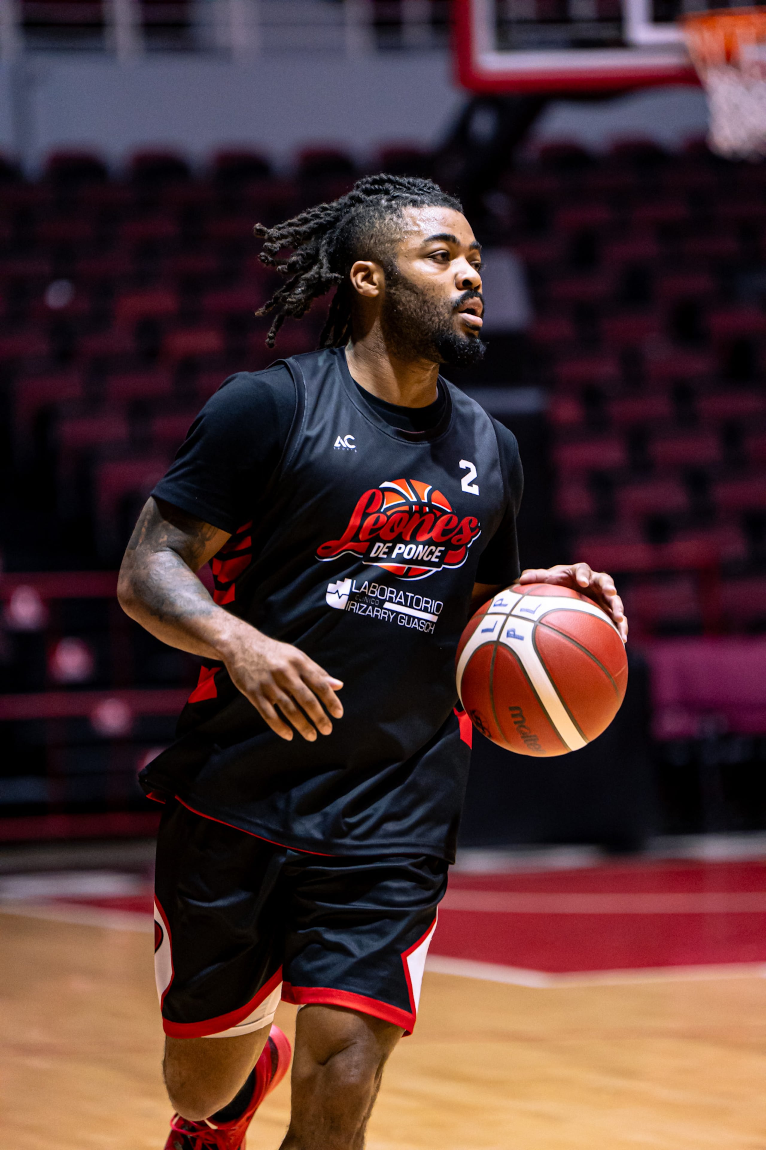 El armador Frank Mason III es uno de los refuerzos de los Leones de Ponce en la temporada 2025 del BSN.