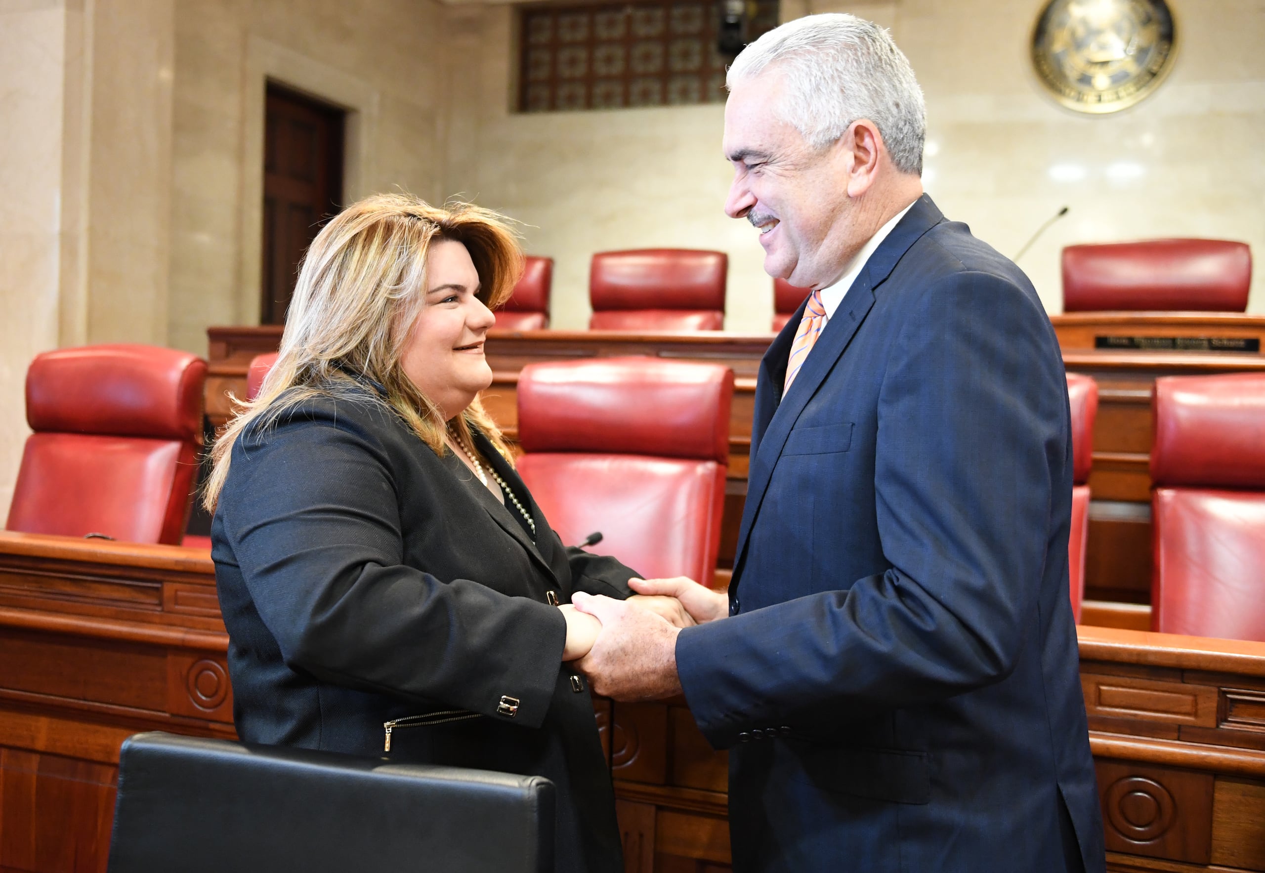 La gobernadora Jenniffer González y el presidente del Senado, llevan casi dos semanas sumidos en una controversia. (Archivo / GFR Media)