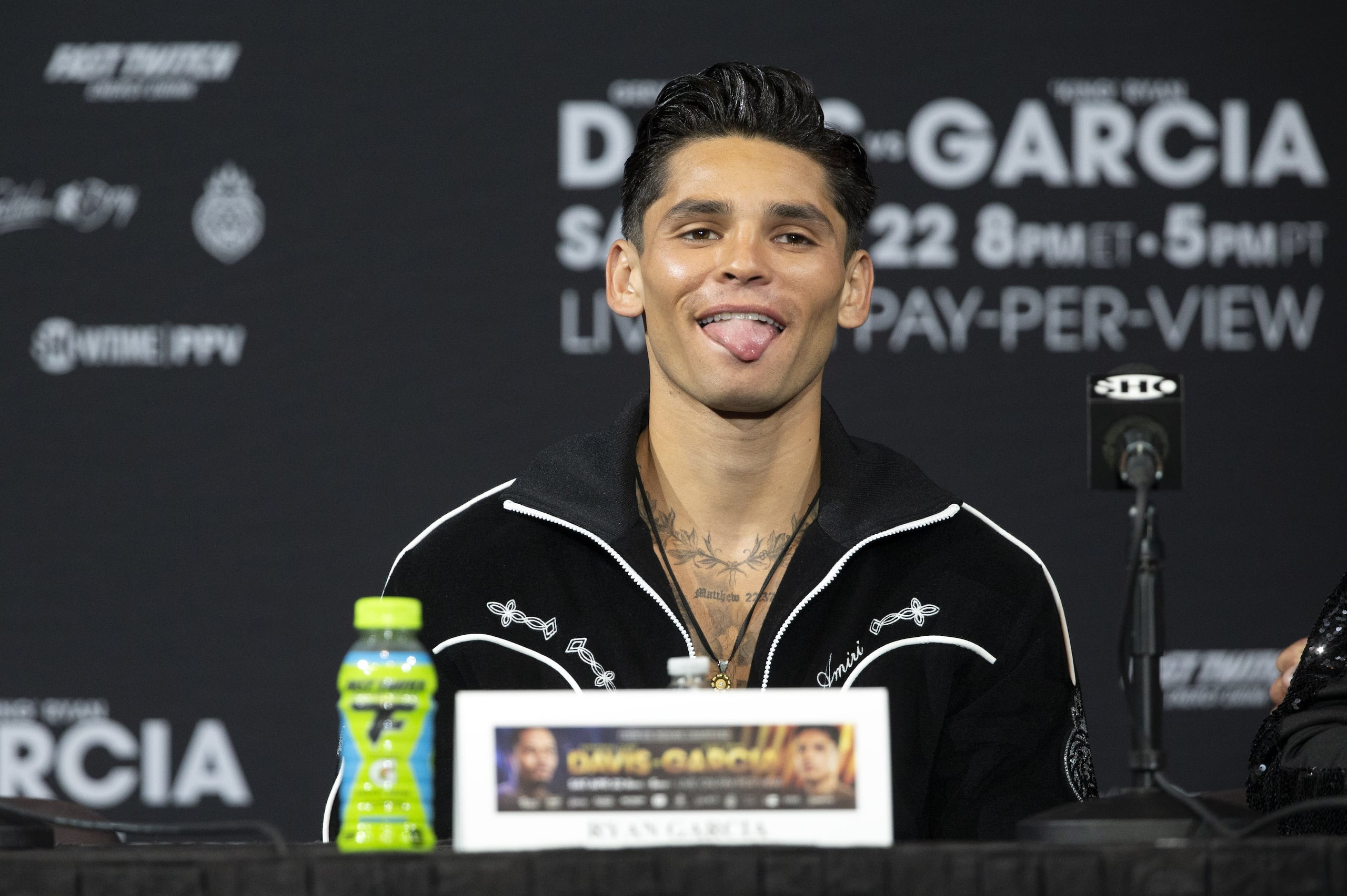 Ryan García en una conferencia de prensa el 20 de abril de 2023 en Las Vegas.