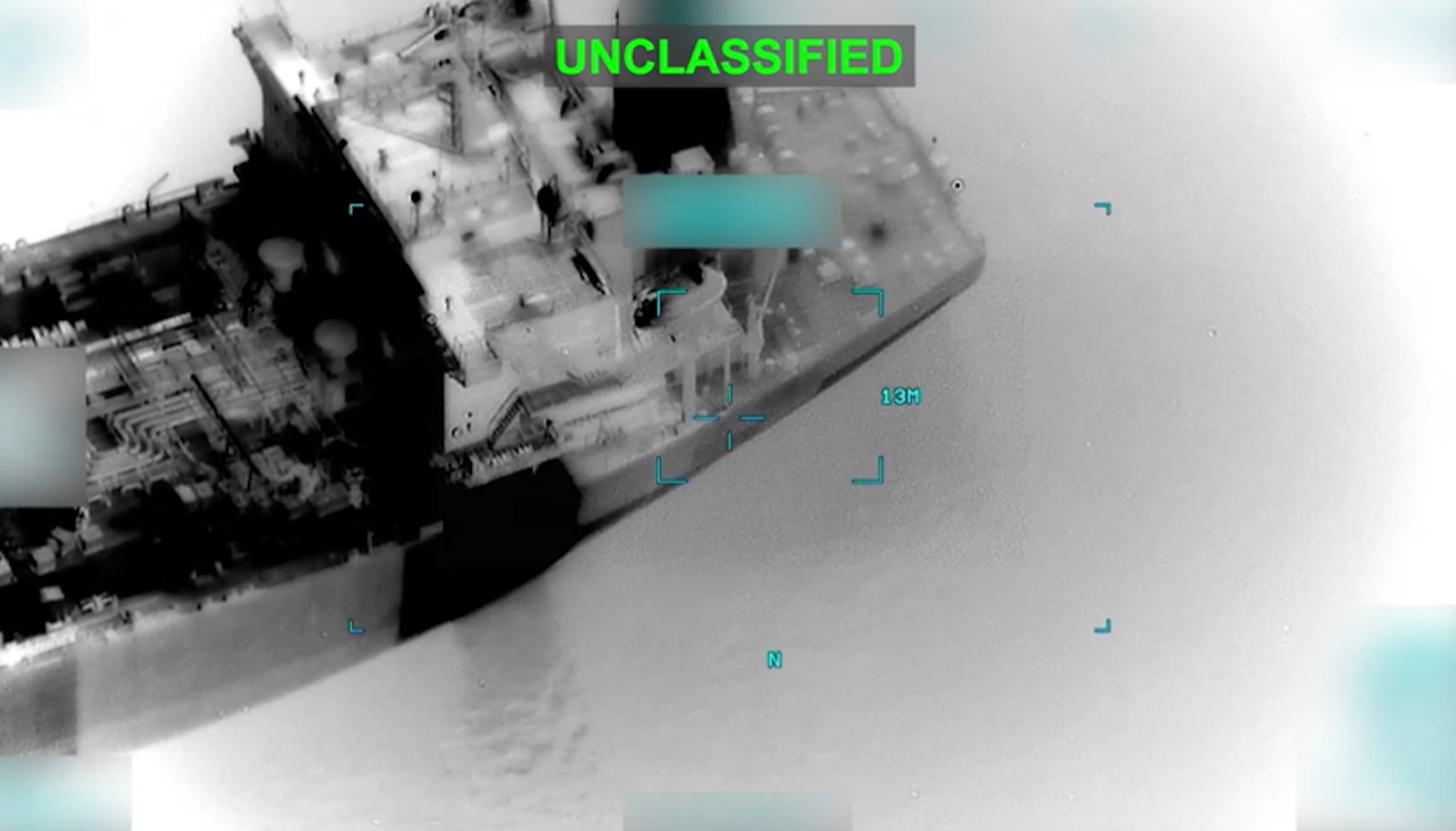 El desenlace se confirmó un día después de que el Comando Central de Estados Unidos informara de que una aeronave estadounidense había disparado “municiones de precisión” contra la maquinaria del buque, al que acusó de desobedecer órdenes y violar el bloqueo marítimo al intentar transportar petróleo desde Irán.